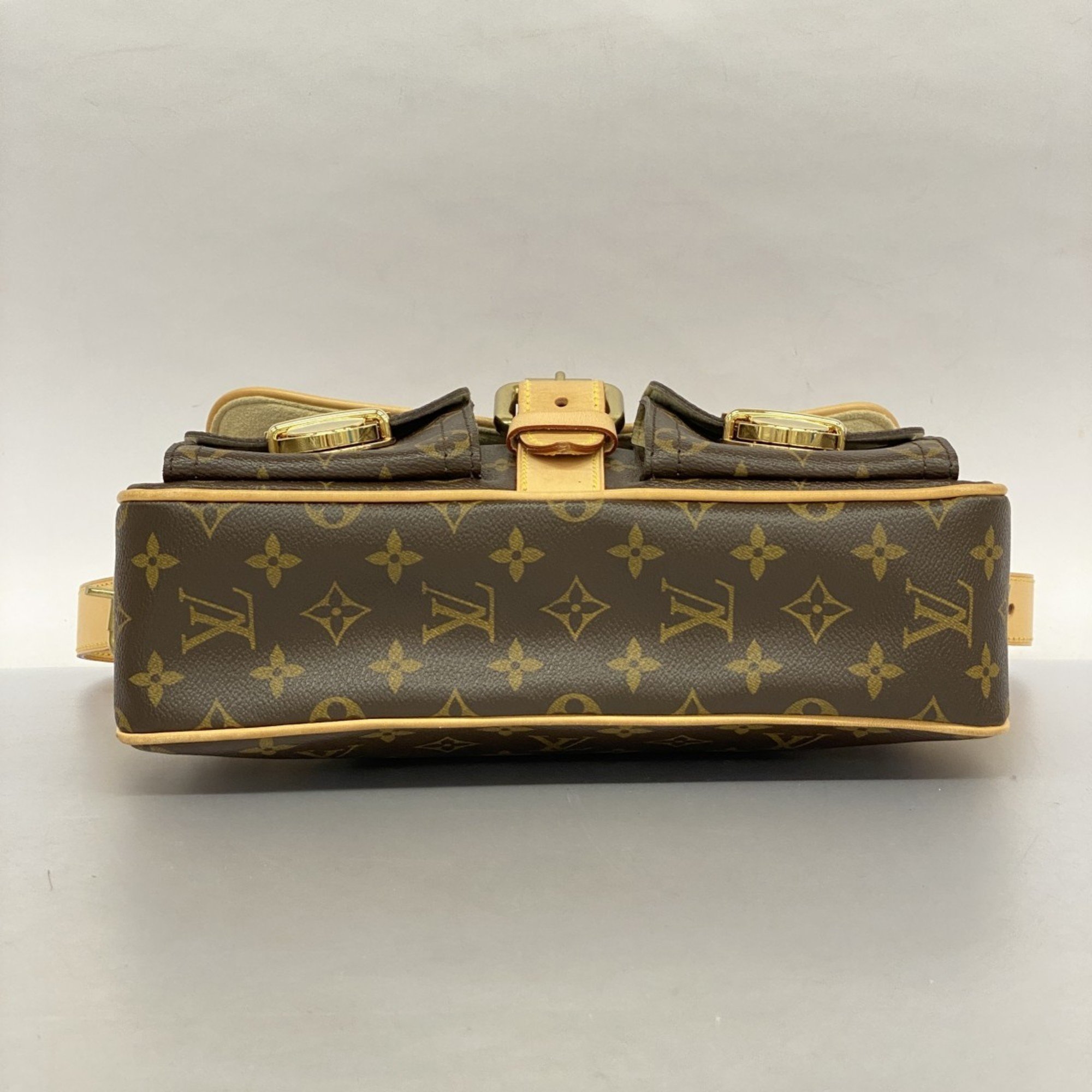 Louis Vuitton Shoulder Bag Monogram Hudson PM M40027 Brown Ladies