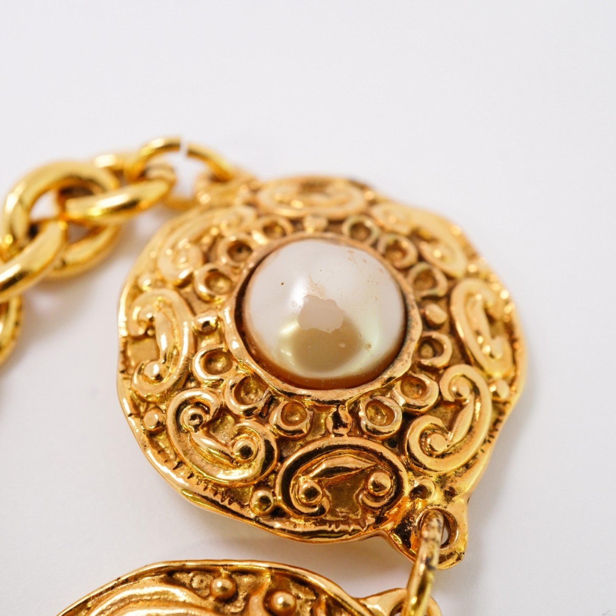 Chanel Bracelet Coco Mark Circle Fake Pearl GP Plated Gold Ladies