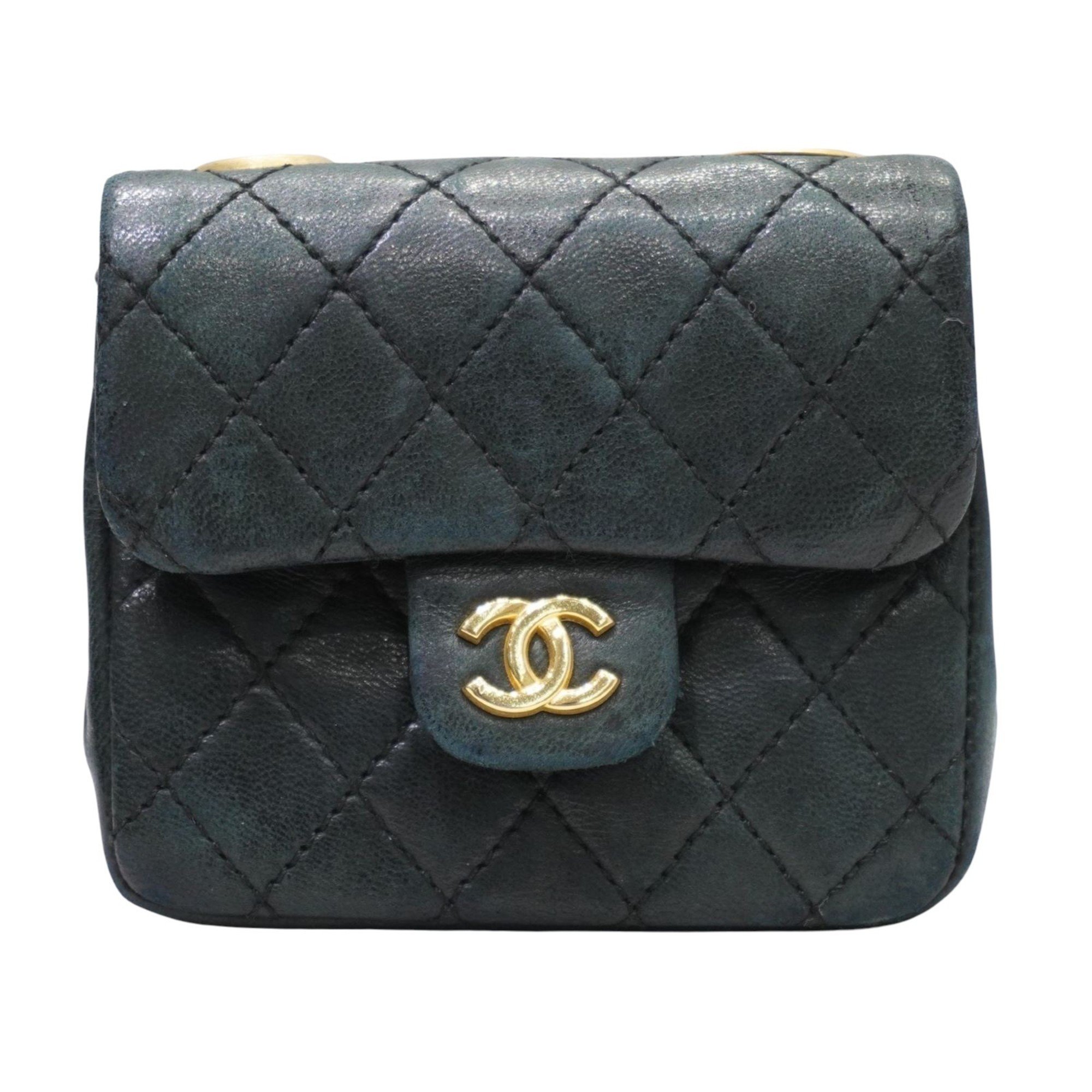 CHANEL Matelasse Charm Black (G metal fittings) Lambskin E138 Women's Item Boyfriend