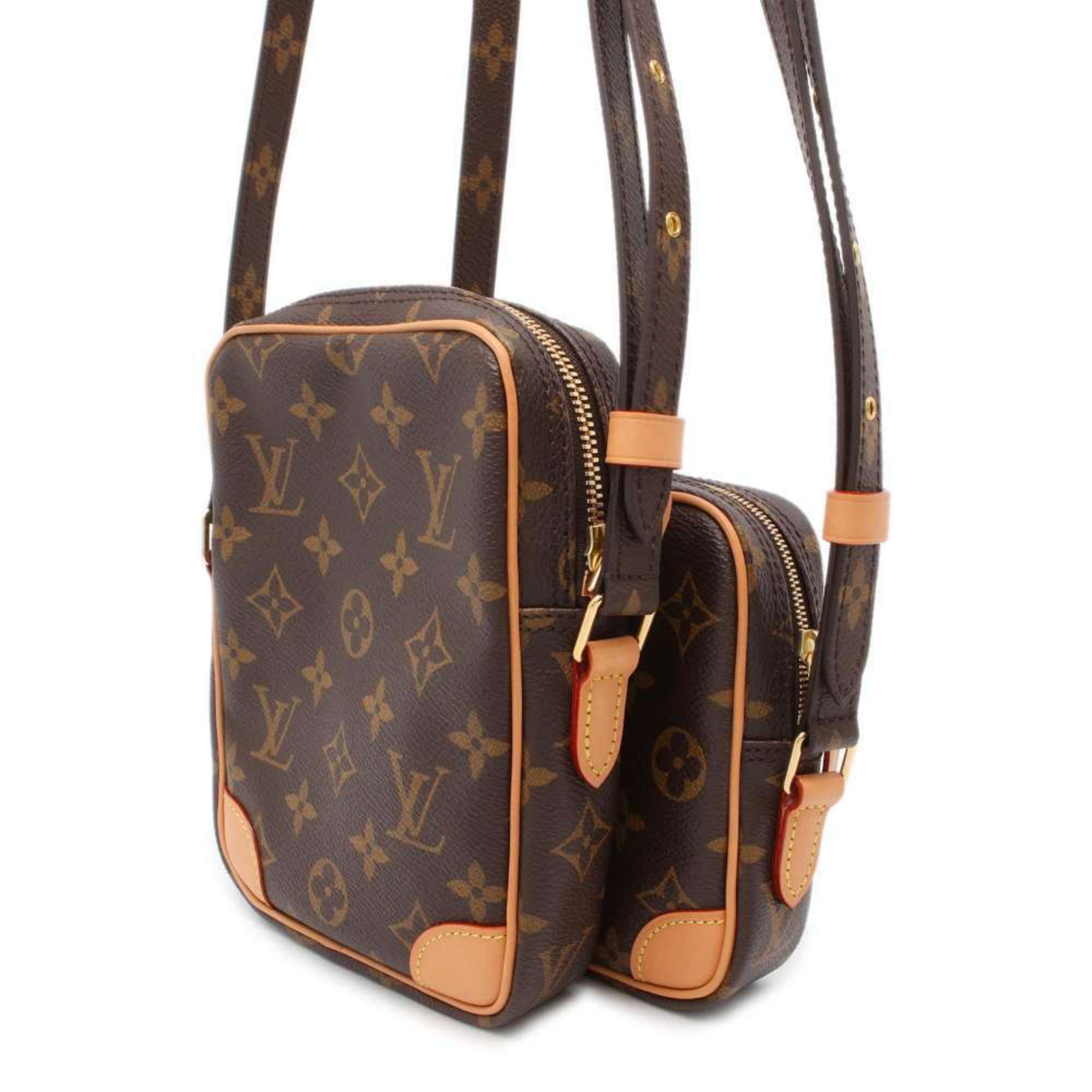 Louis Vuitton Shoulder Bag Monogram Game on Heart Panam Set M57450 LOUIS VUITTON