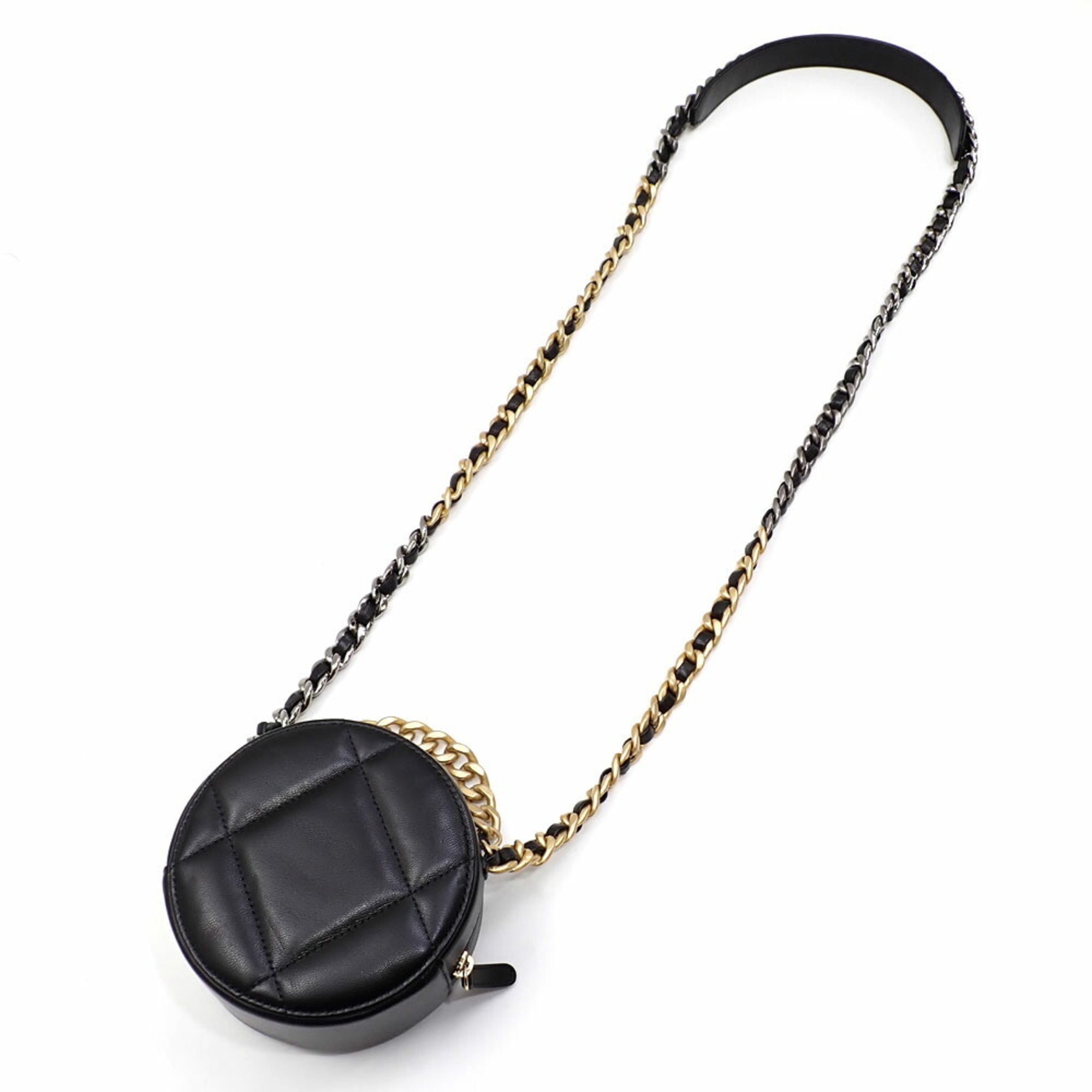 Chanel Round Chain Shoulder Bag Matelasse Women's Black Lambskin 19 Disneuf