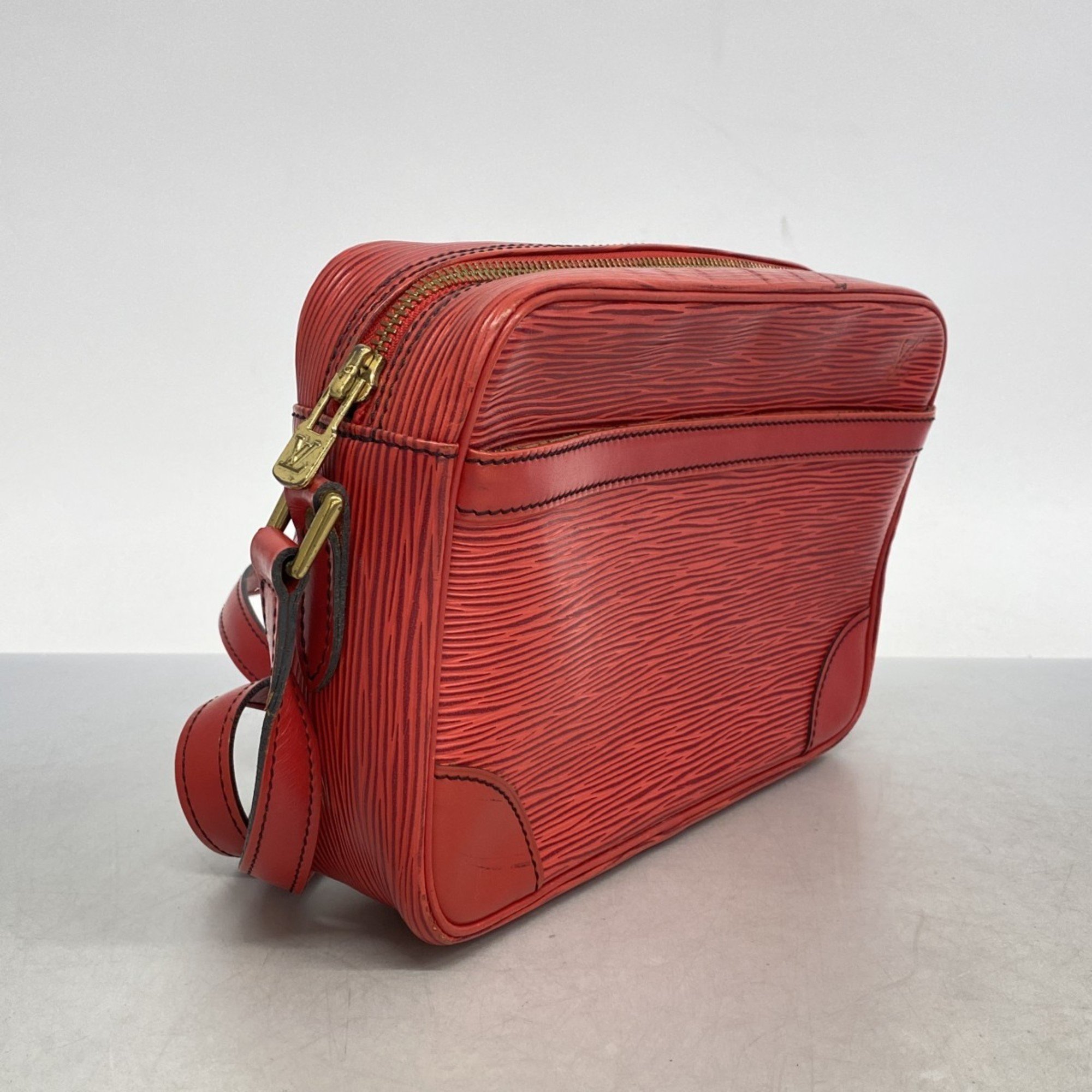 Louis Vuitton Shoulder Bag Epi Trocadero 24 M52317 Castilian Red Women's