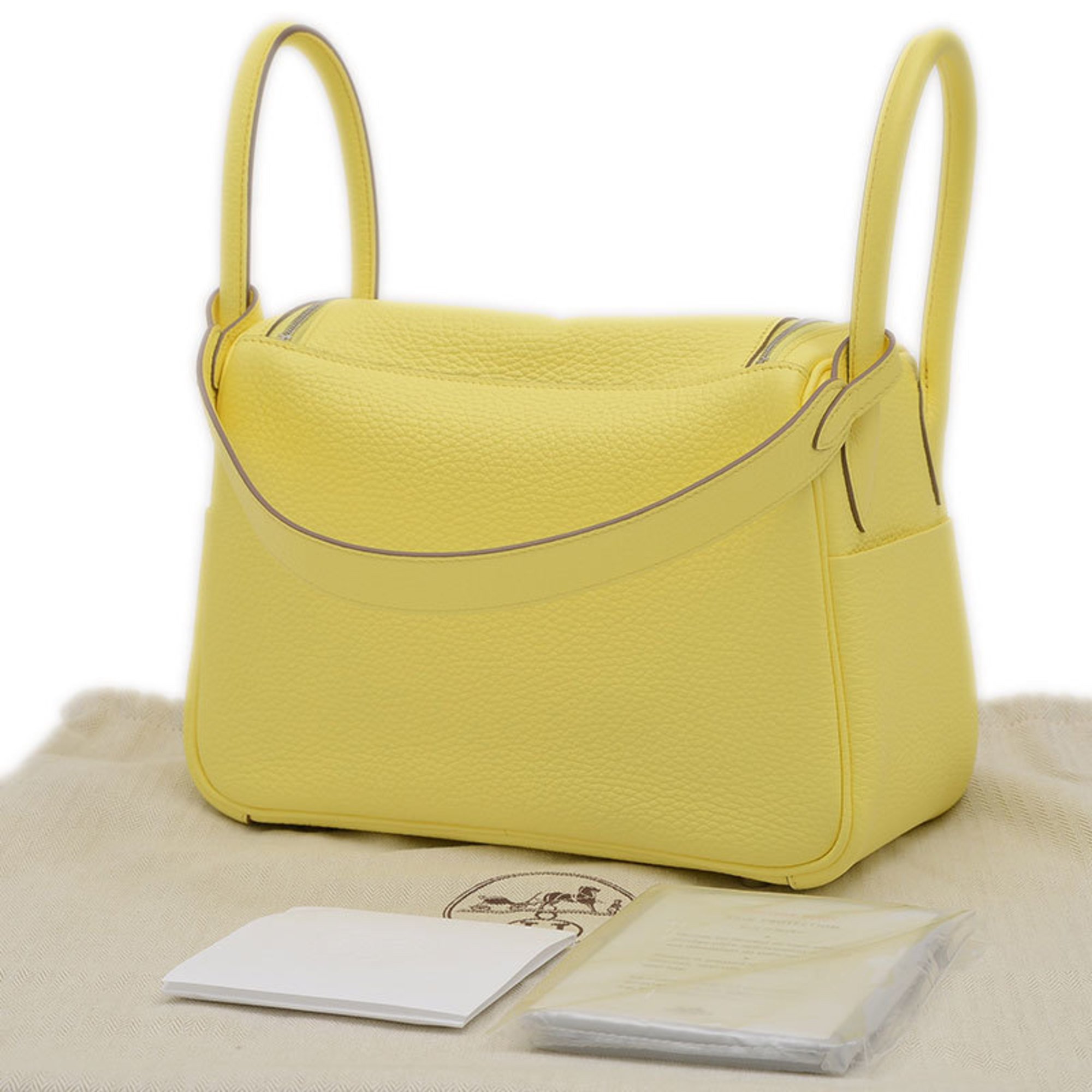 Hermes Lindy 26 handbag, Taurillon Limoncello, B stamp