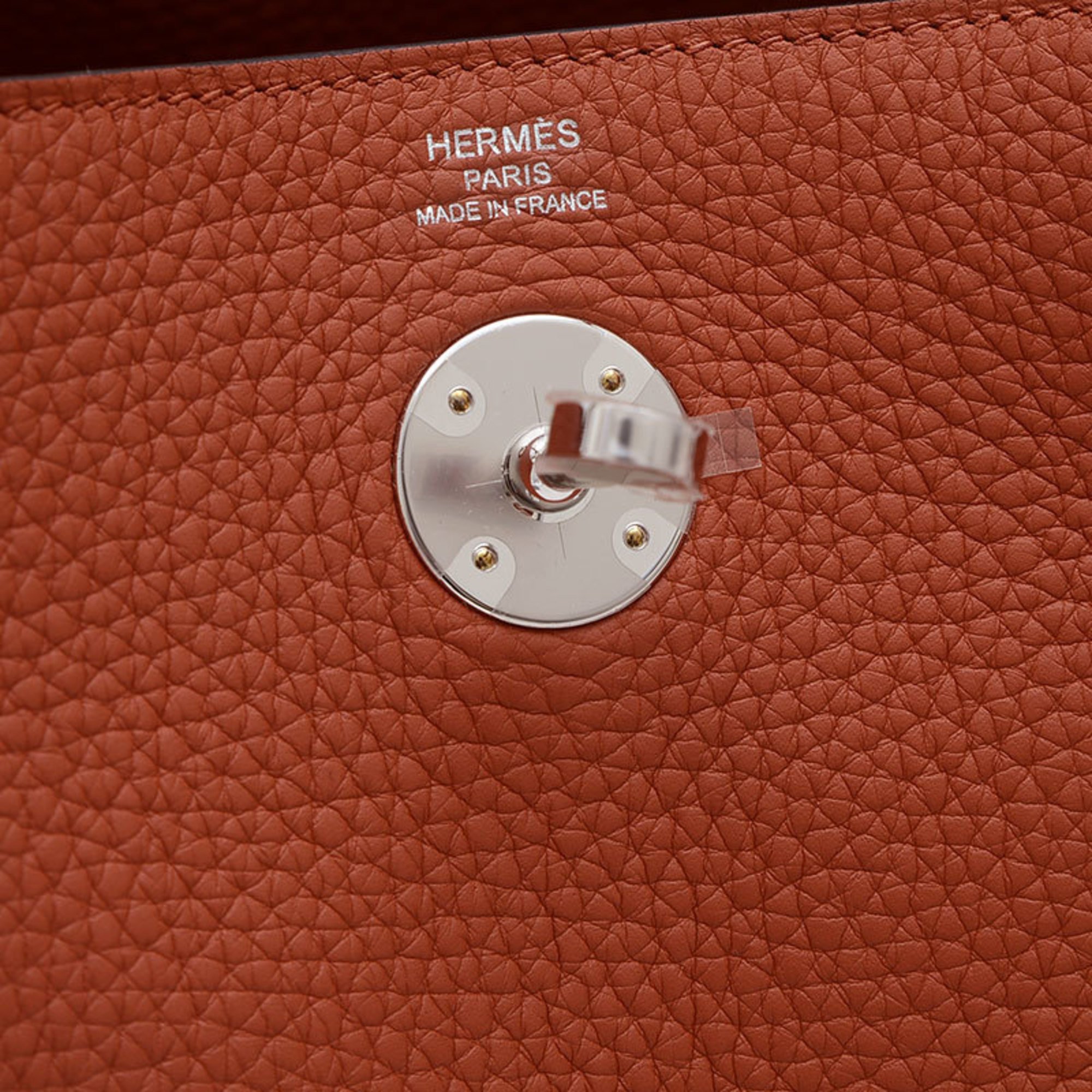 Hermes Lindy 26 Handbag Taurillon Cuivre B Stamp