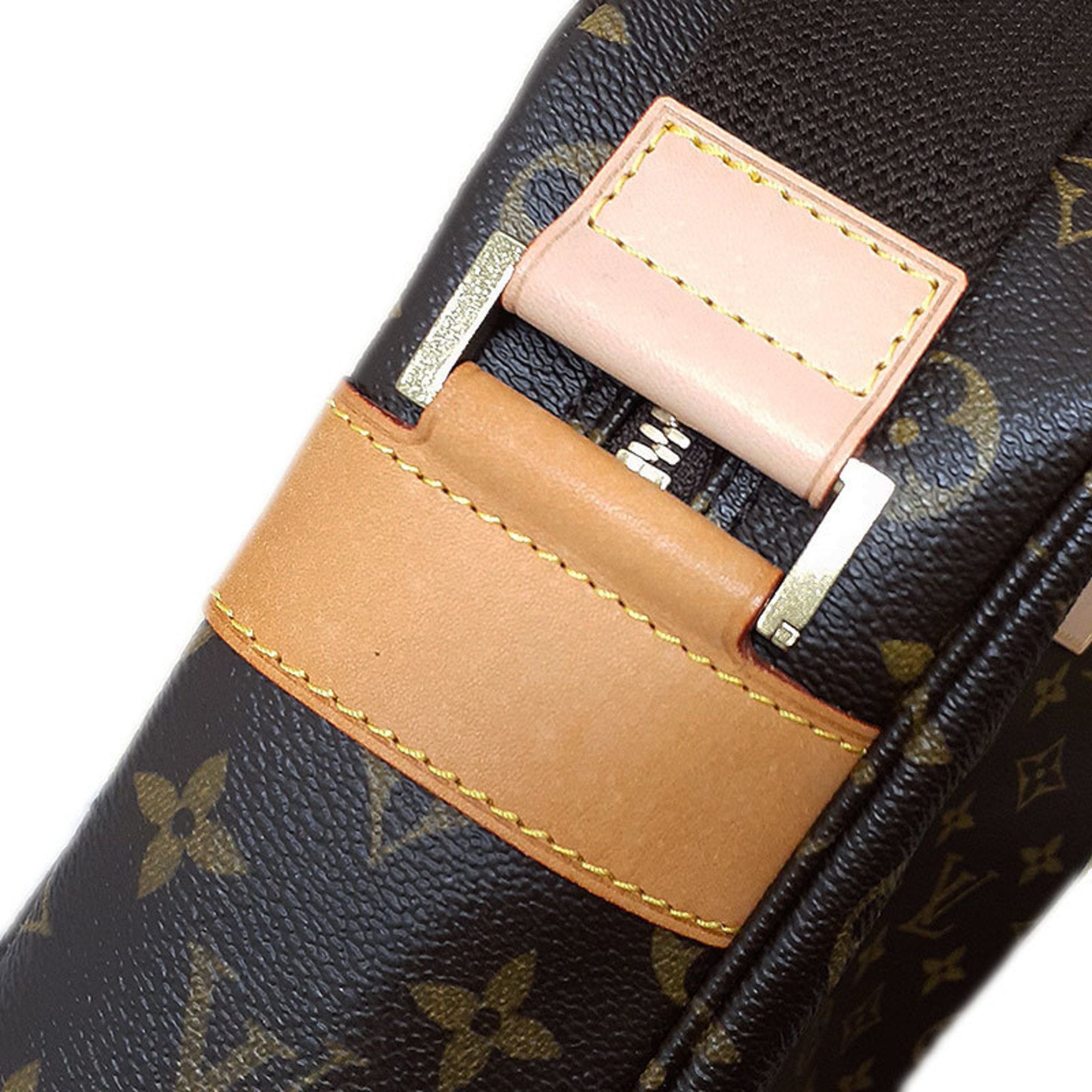 Louis Vuitton Monogram Sac Bosphore Shoulder Bag M40043