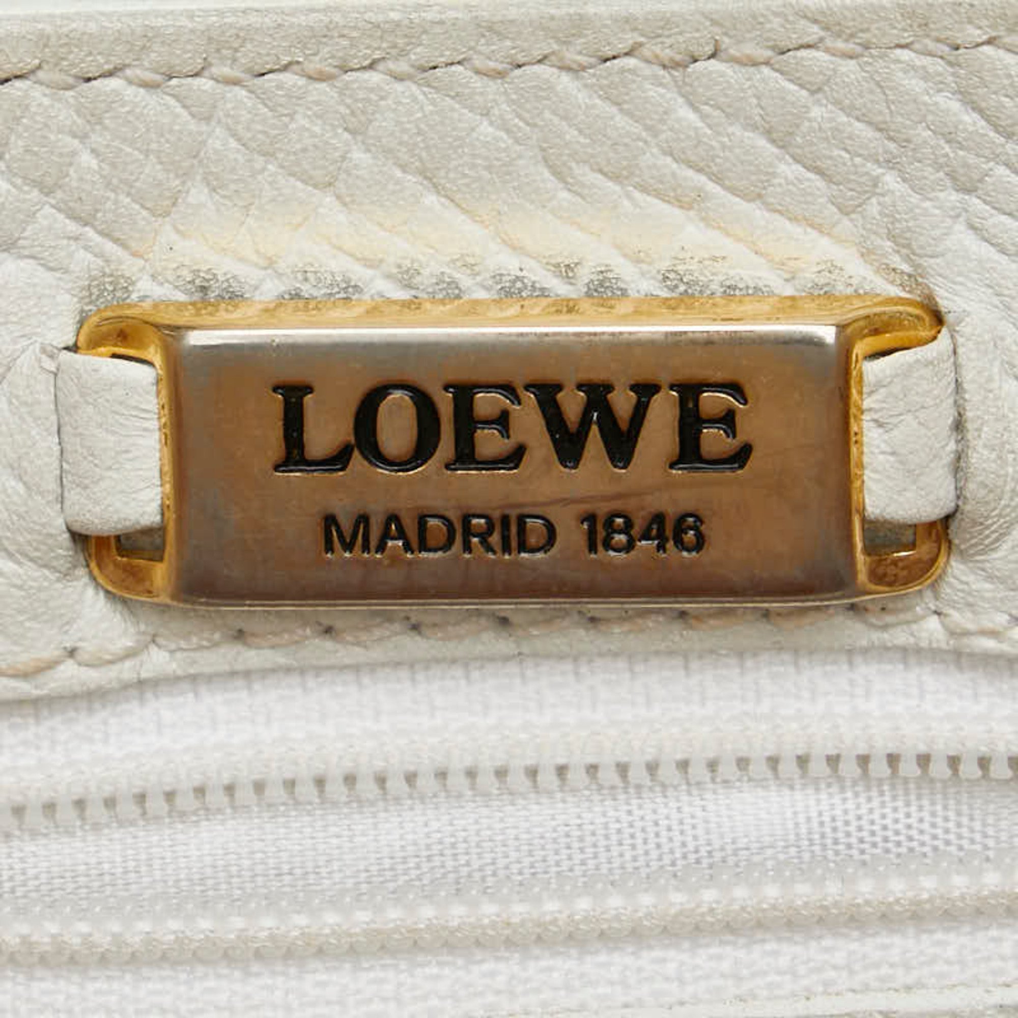 LOEWE Shoulder Bag White Ivory Leather Women's