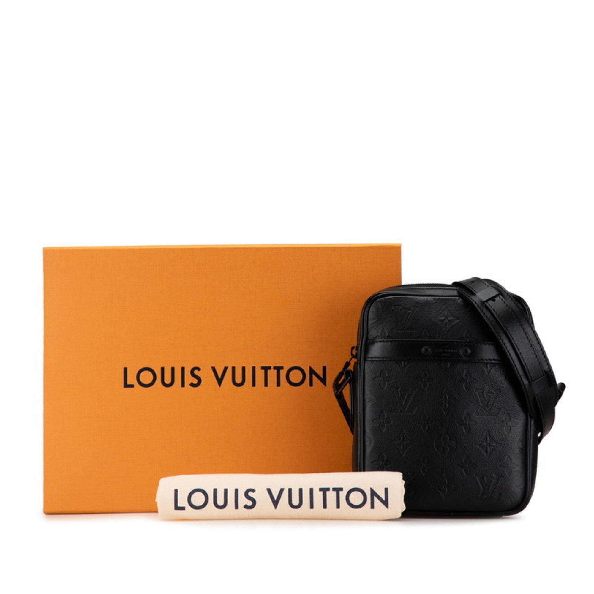 Louis Vuitton Monogram Shadow Danube PM Shoulder Bag M43681 Noir Black Leather Men's LOUIS VUITTON