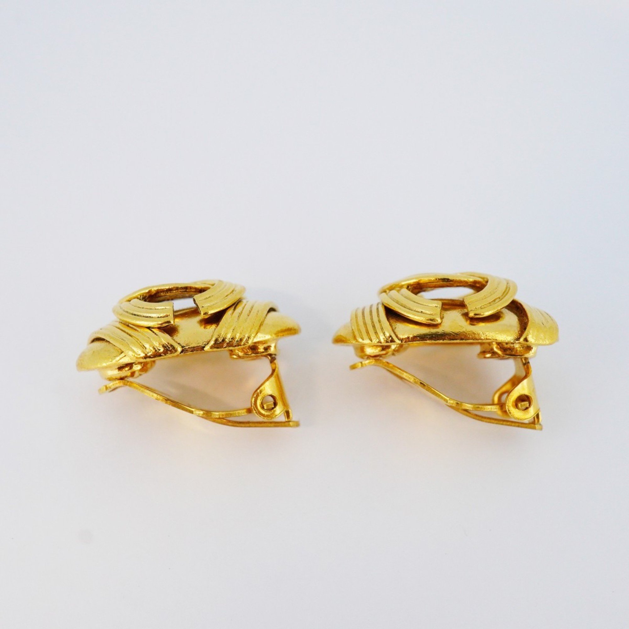 Chanel Earrings Coco Mark Oval GP Plated Gold Ladies