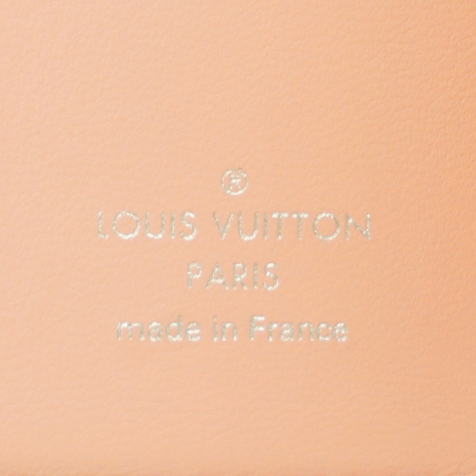 Louis Vuitton Tri-fold Wallet Mahina Portefeuille Iris XS M80693 White Pink Ladies