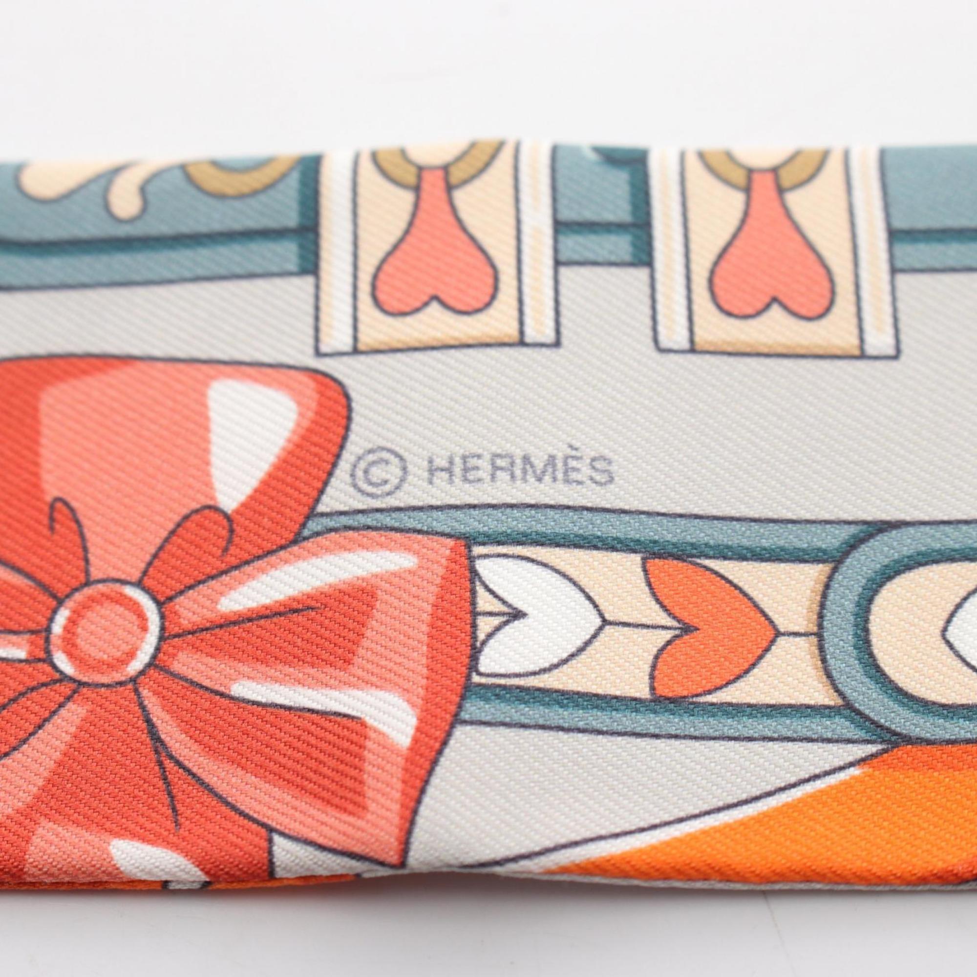 Hermes Twilly Harnais de Coeur Silk Scarf for Women Grey Multicolor