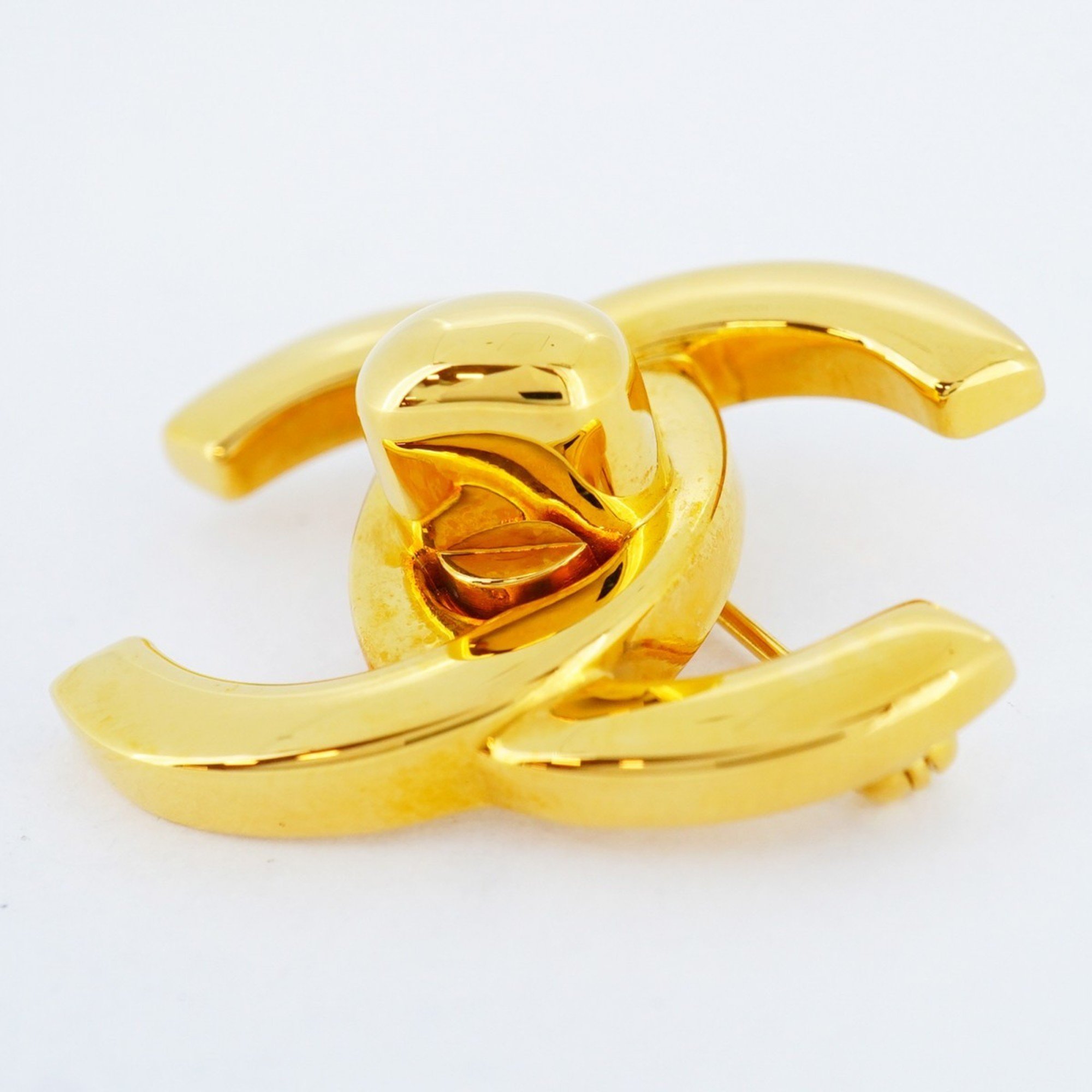 Chanel Brooch Turn Lock GP Plated Gold Ladies