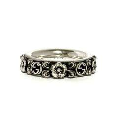 GUCCI Men's and Women's Interlocking G Floral Ring, Silver