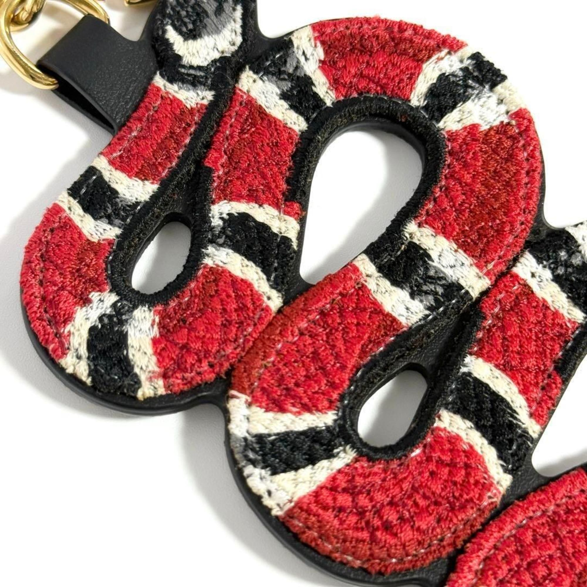 GUCCI Men's and Women's Snake Charm Key Holder Ring