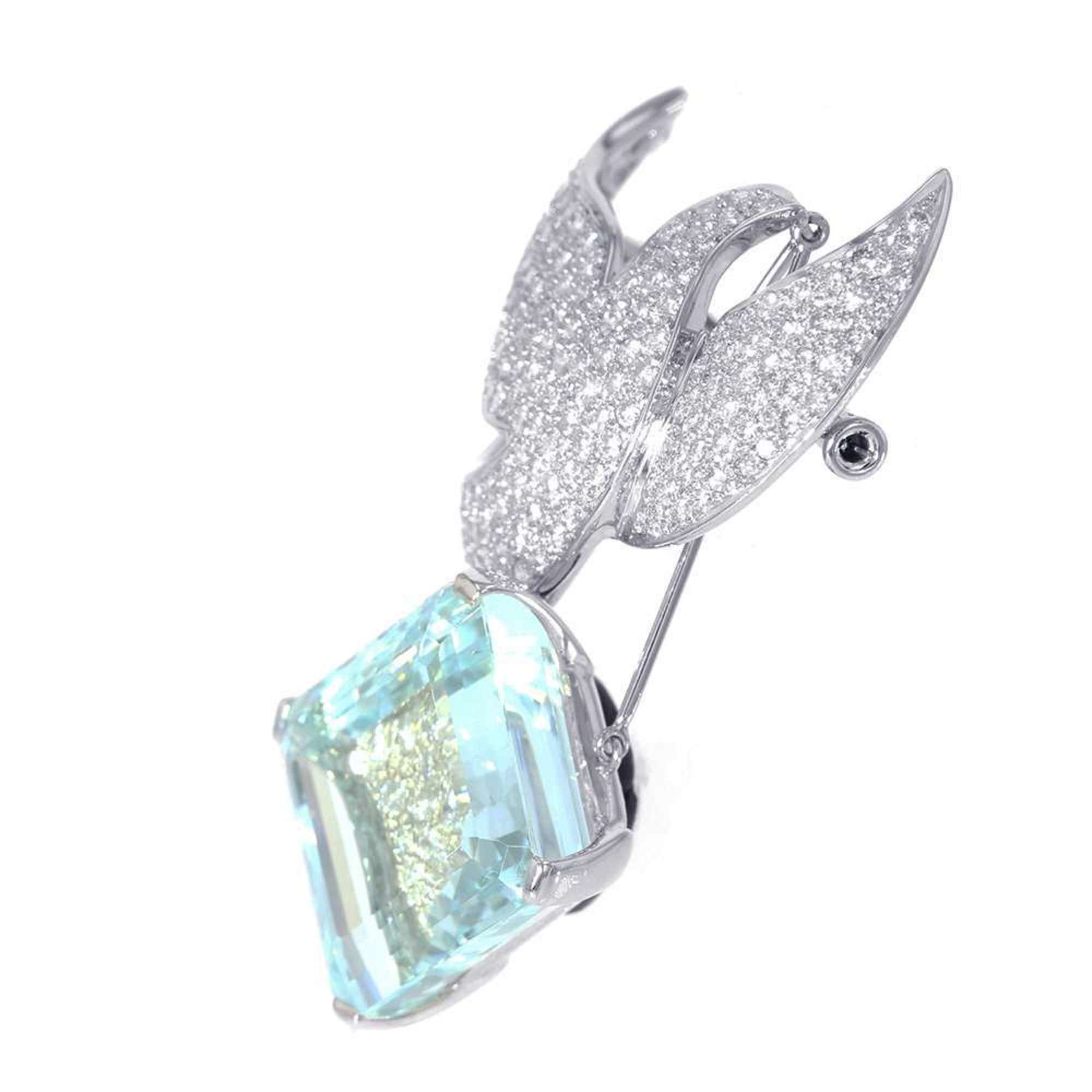 Aquamarine Brooch Diamond 2.89ct 26.460ct K18WG