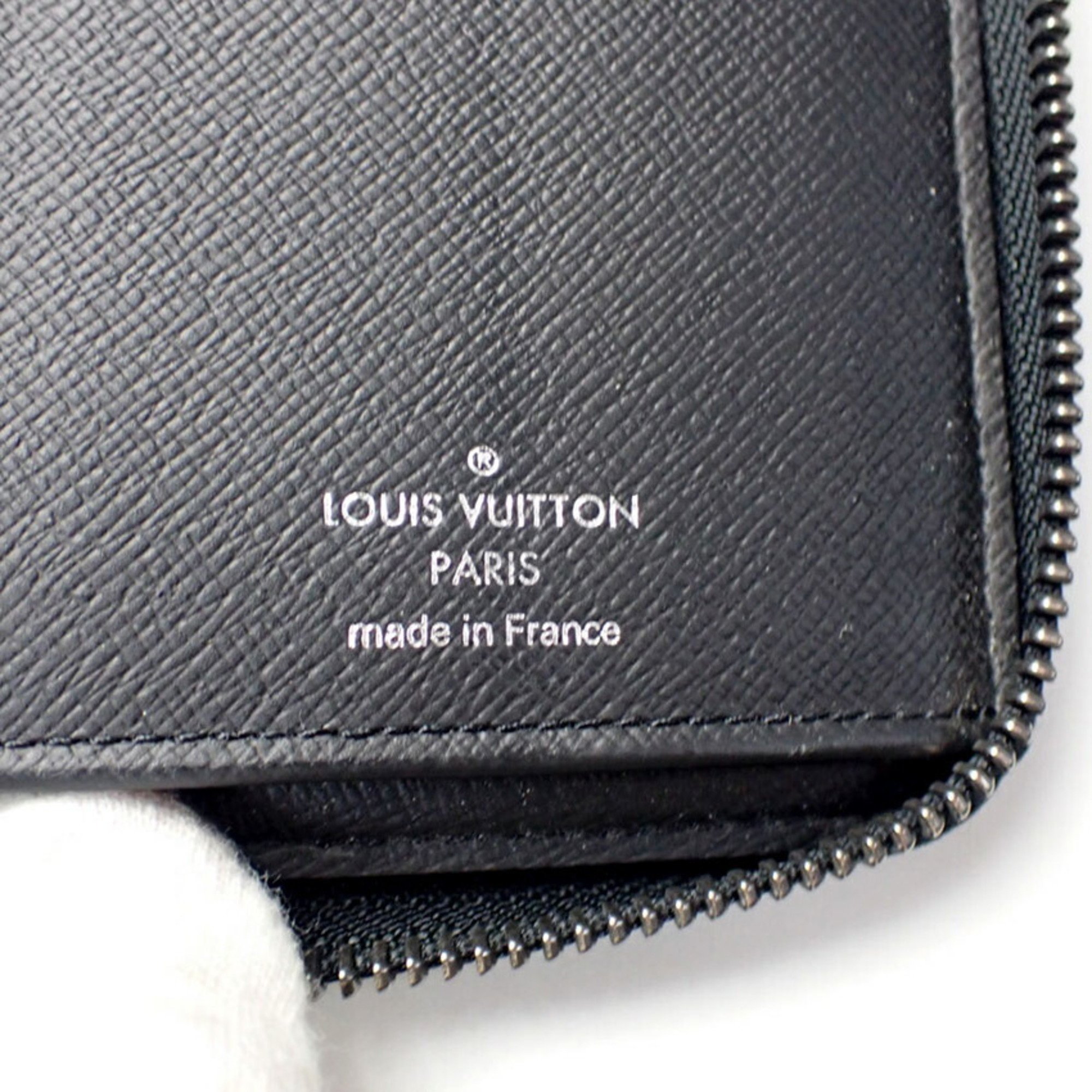 Louis Vuitton Monogram Eclipse Vertical M62295 Long Wallet