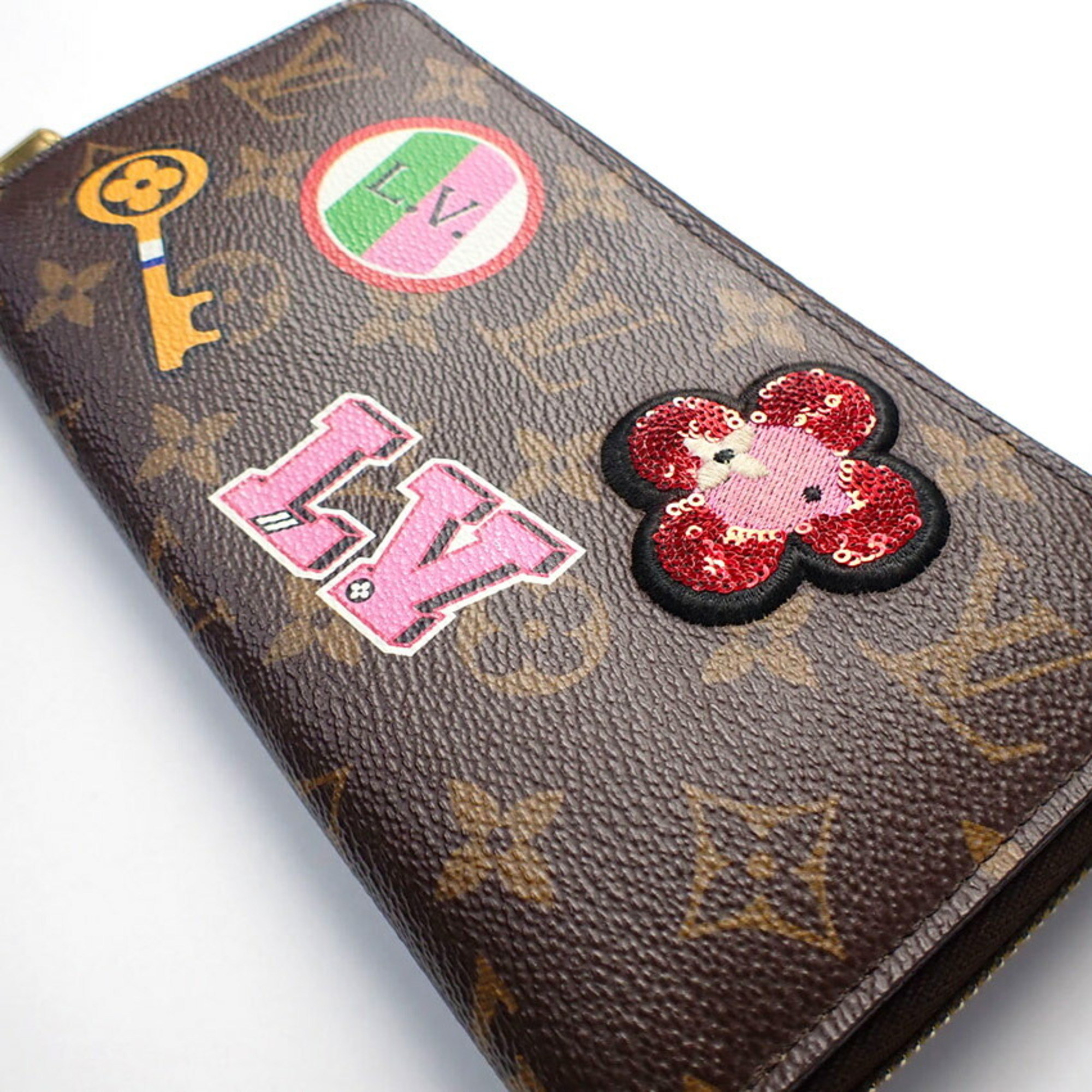 Louis Vuitton Monogram M63392 Patches Zippy Wallet Long