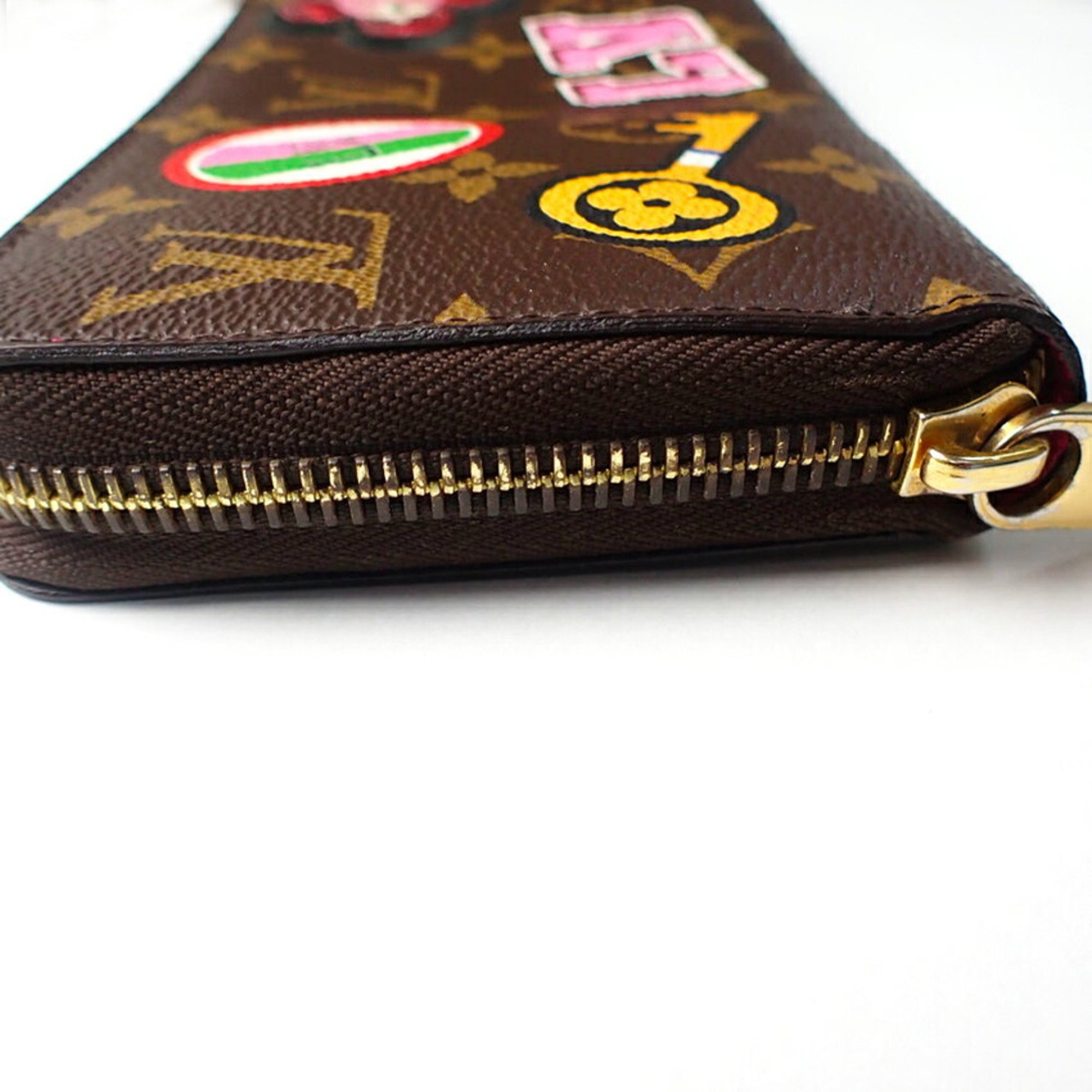 Louis Vuitton Monogram M63392 Patches Zippy Wallet Long