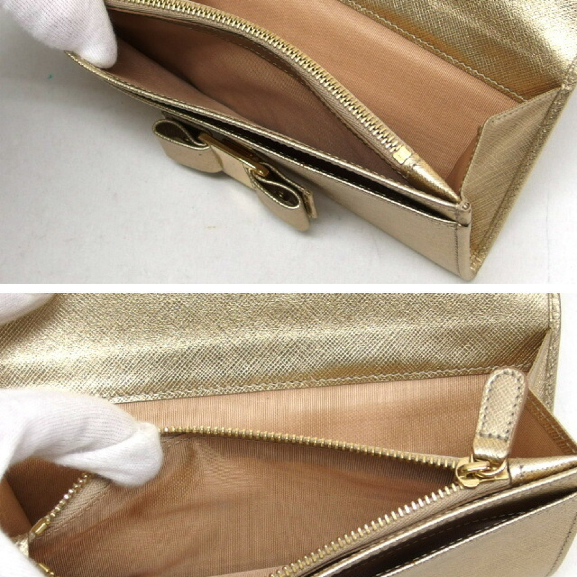 Salvatore Ferragamo Vara Ribbon Bi-fold Long Wallet Gold