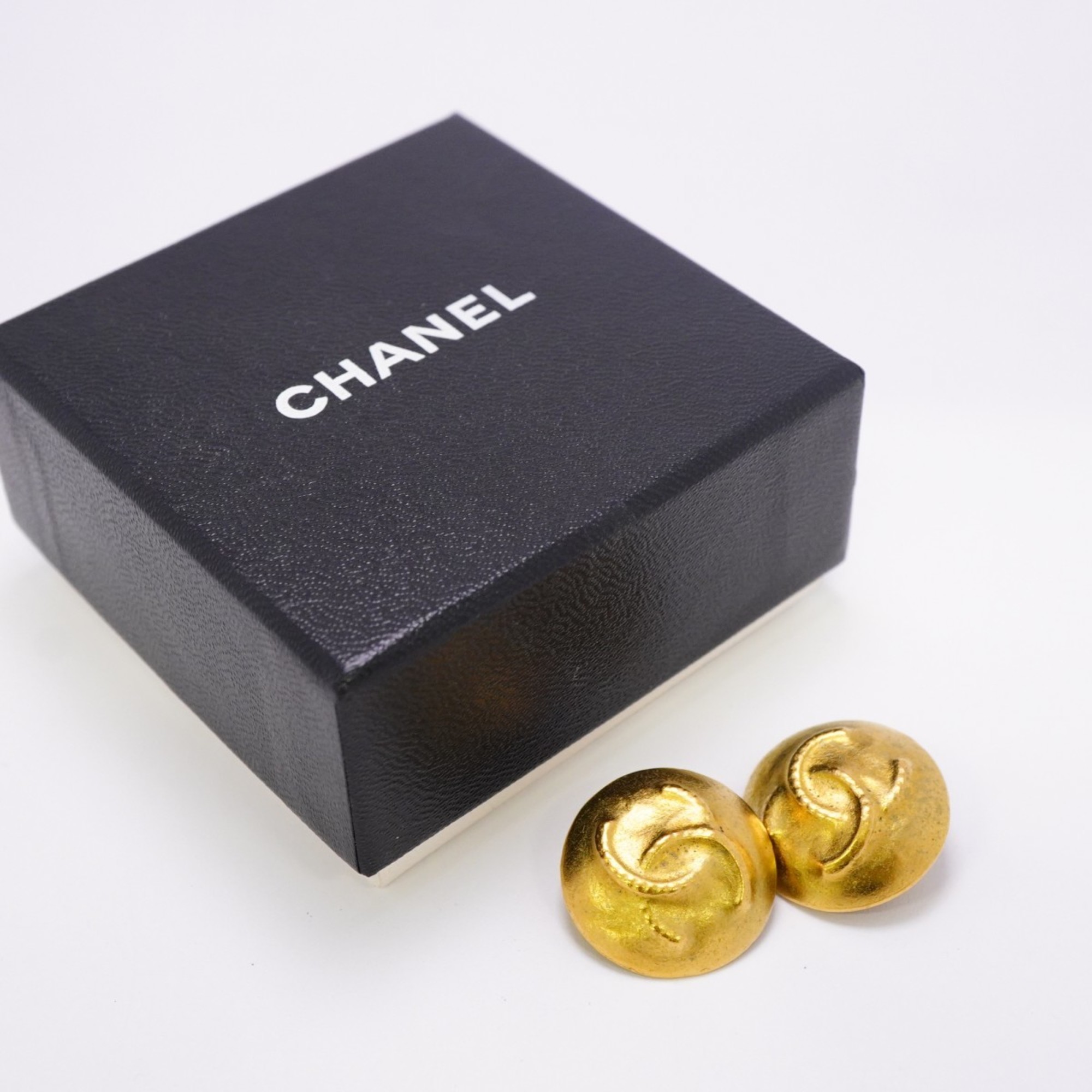 Chanel Earrings Coco Mark Circle GP Plated Gold Ladies