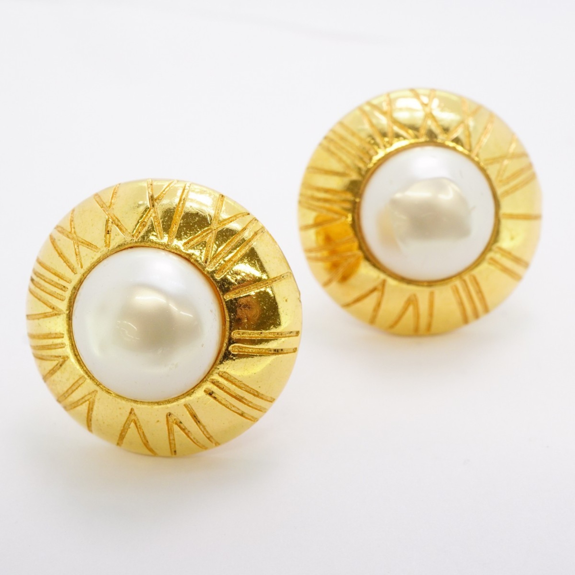 Chanel Earrings Circle Faux Pearl GP Plated Gold for Women