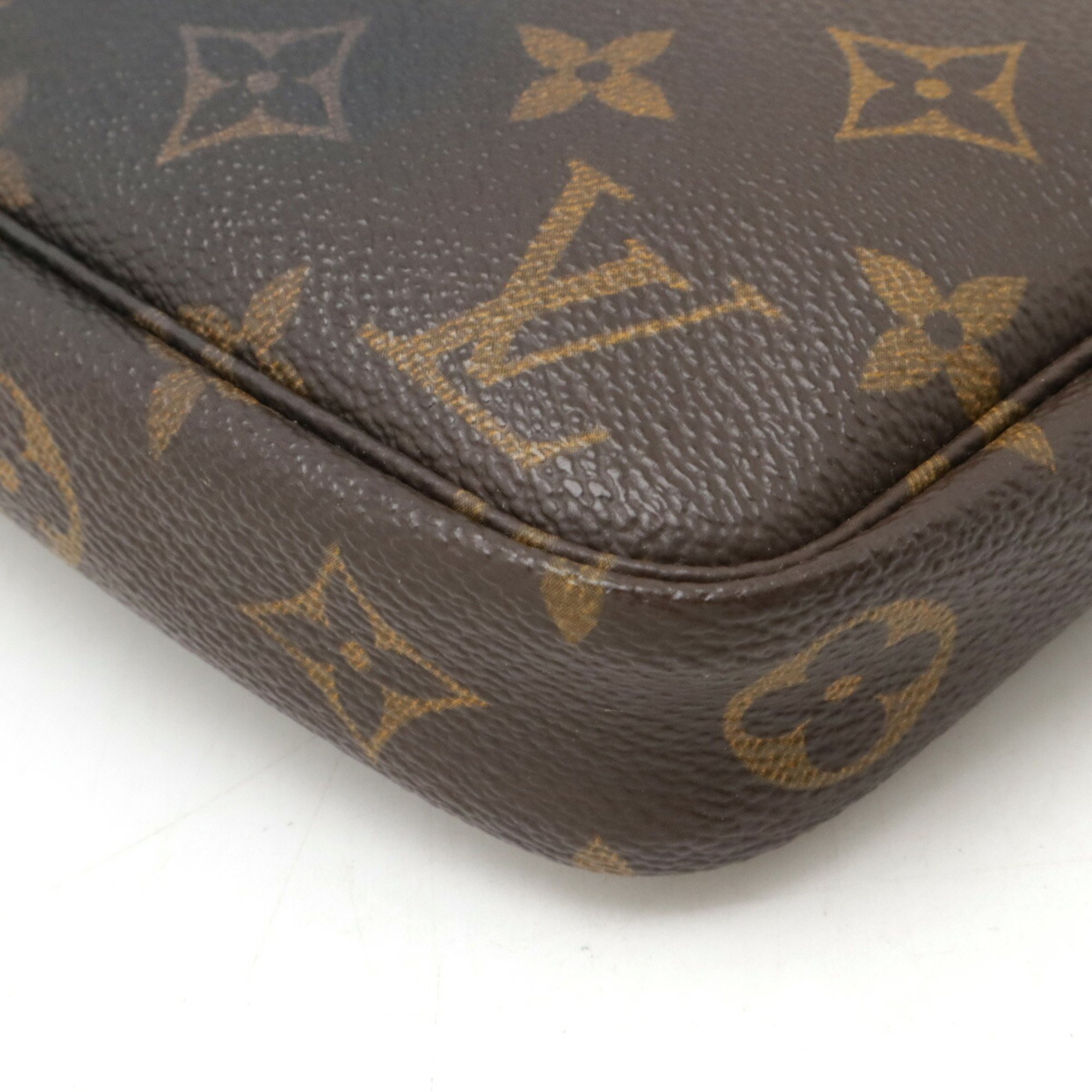 LOUIS VUITTON Louis Vuitton Monogram Pochette Accessory Pouch Handbag - Bag M51980