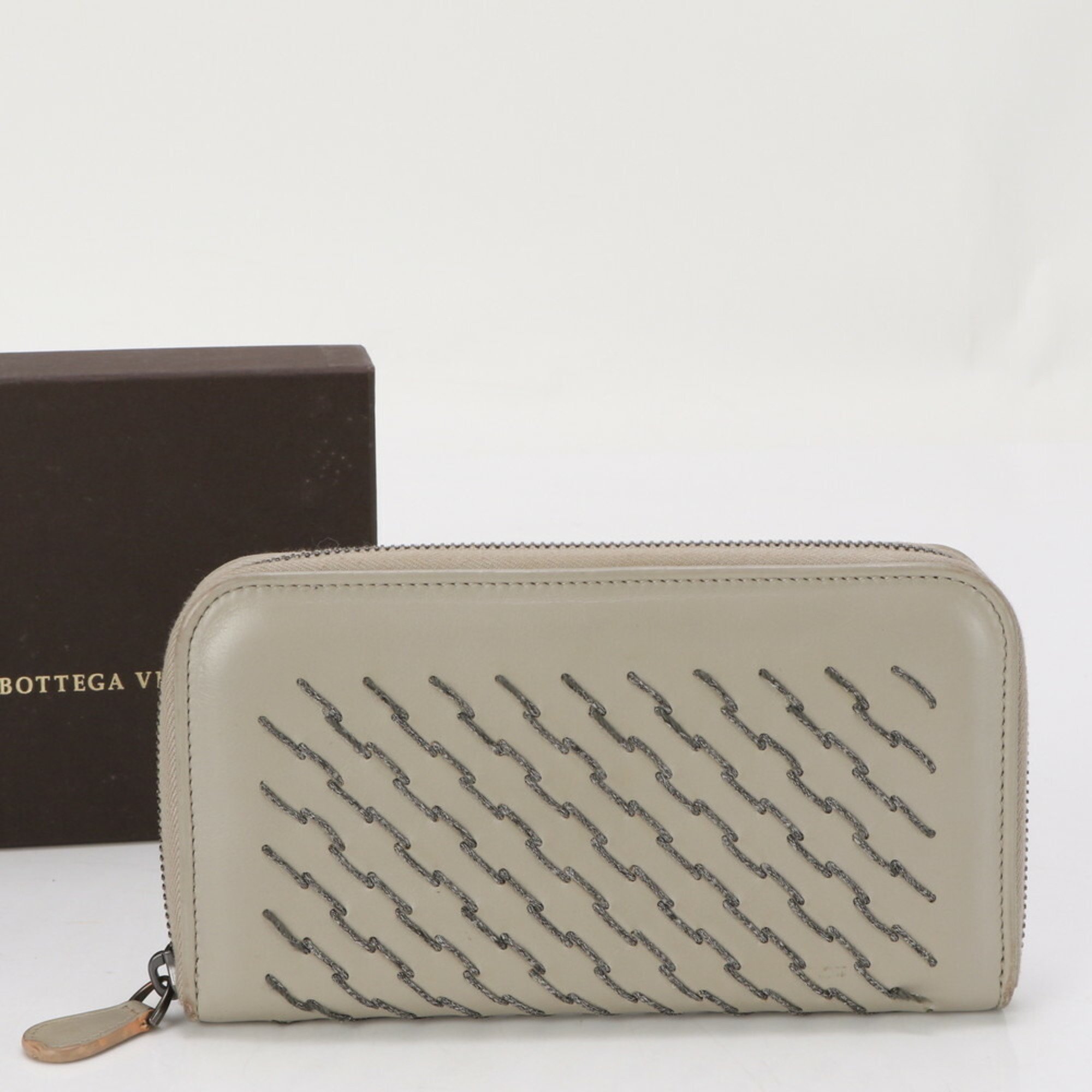 Bottega Veneta Intrecciato Leather Long Wallet Round