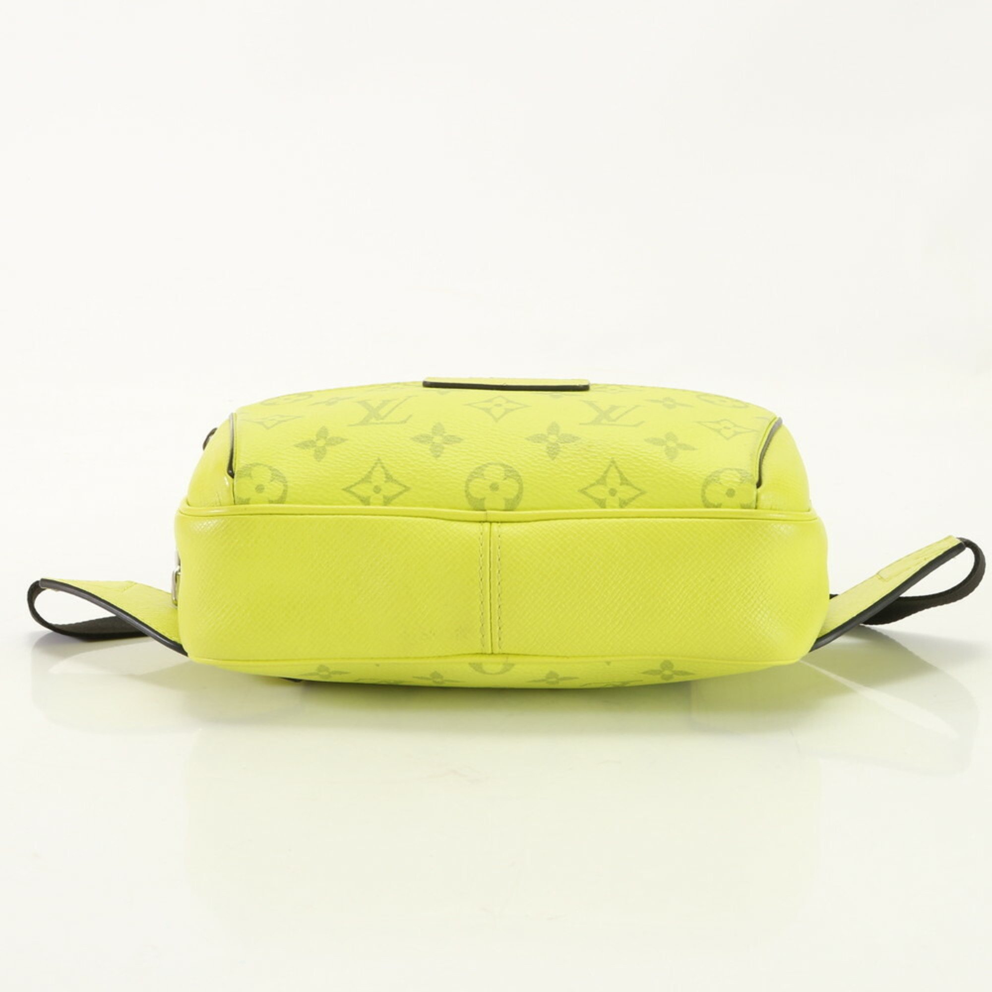 Louis Vuitton Taiga Rama Bum Bag Outdoor Jaune M30251 Body Waist Pouch Men's