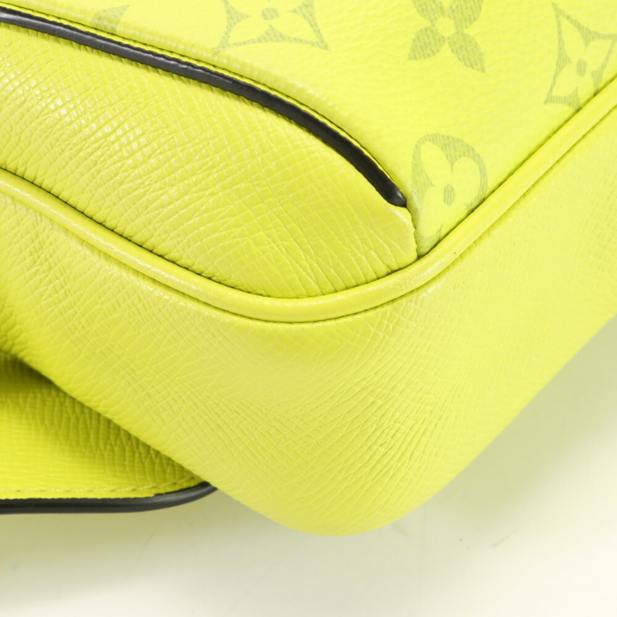 Louis Vuitton Taiga Rama Bum Bag Outdoor Jaune M30251 Body Waist Pouch Men's