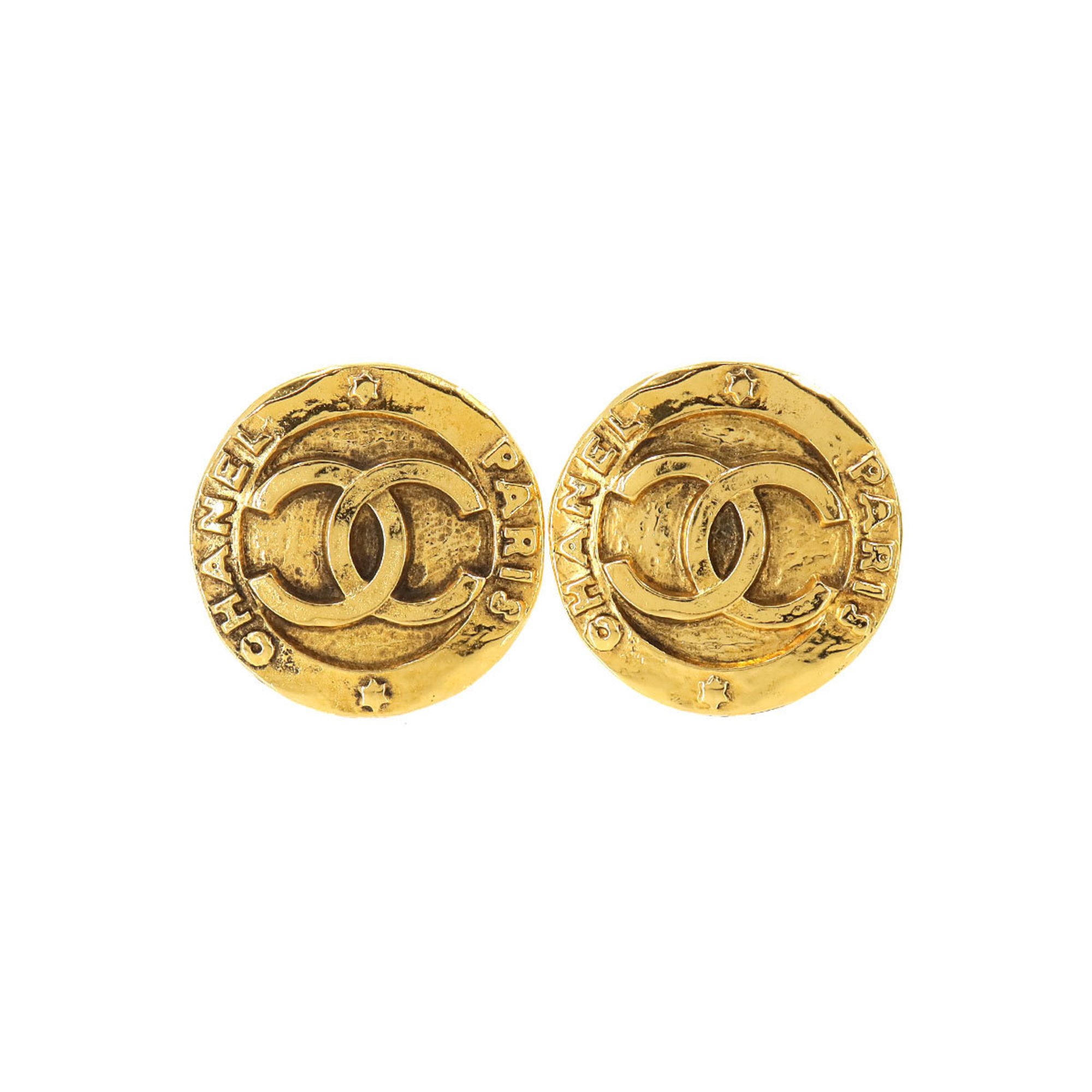 CHANEL Coco Mark Earrings Gold 28