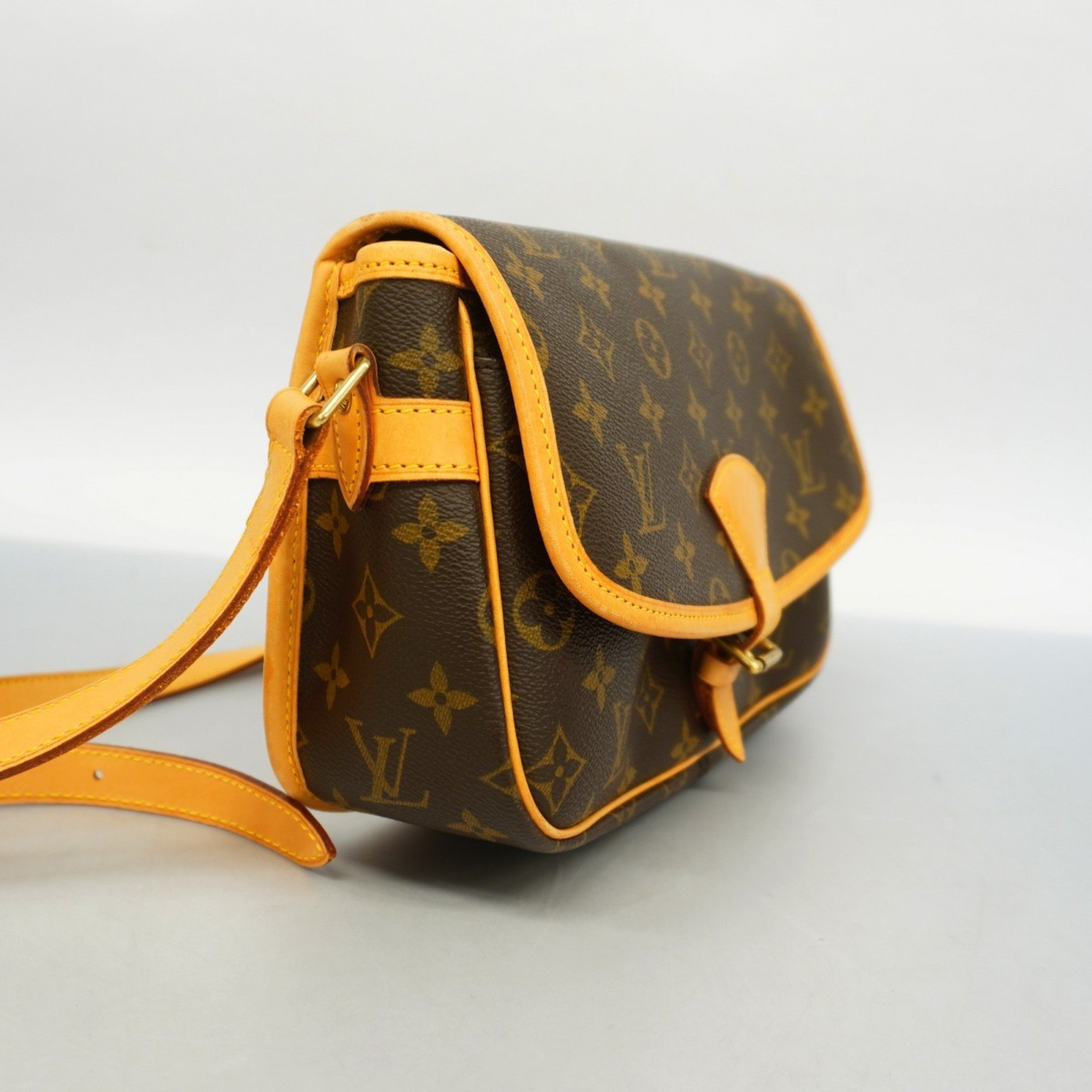 Louis Vuitton Shoulder Bag Monogram Sologne M42250 Brown Ladies