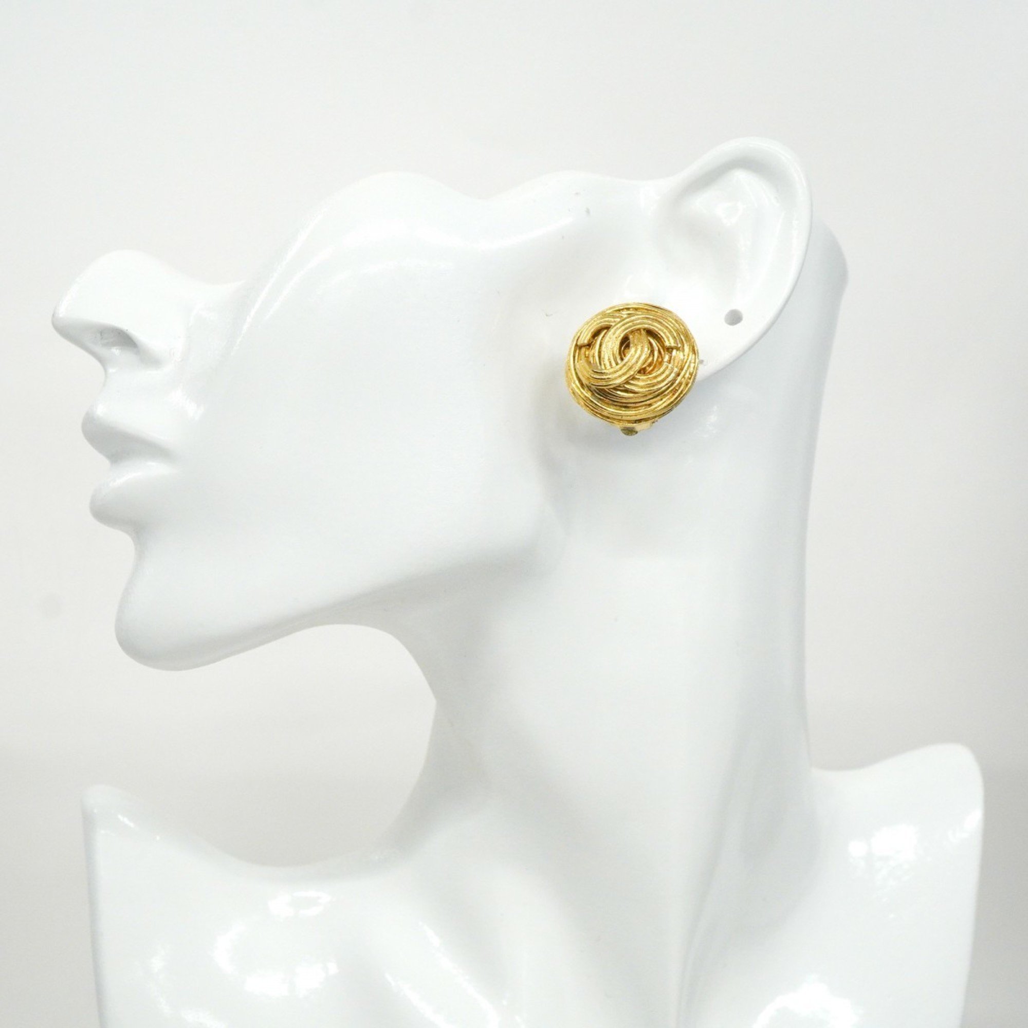 Chanel Earrings Coco Mark Circle GP Plated Gold Ladies