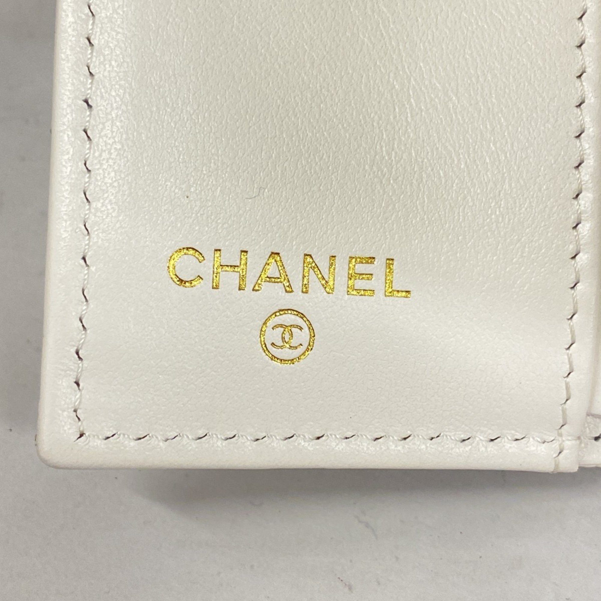 Chanel Tri-fold Wallet Matelasse Caviar Skin White Women's