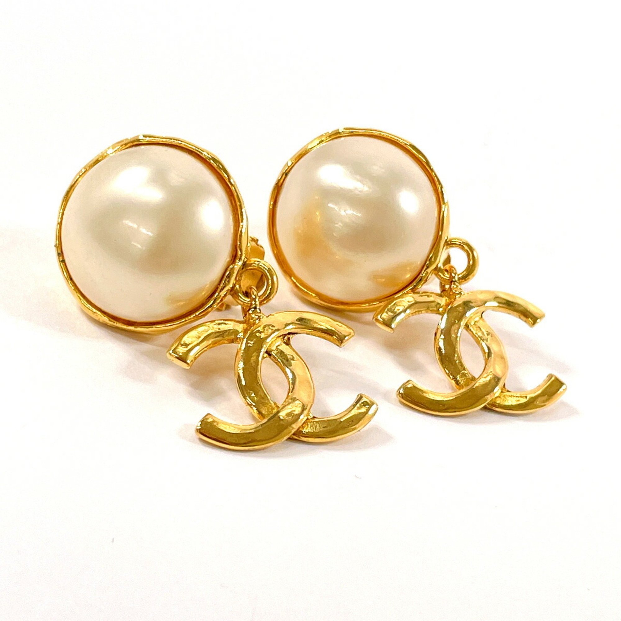 CHANEL Coco Mark Earrings GP/Fake Pearl Gold 93 A Stamp Women's N4106182