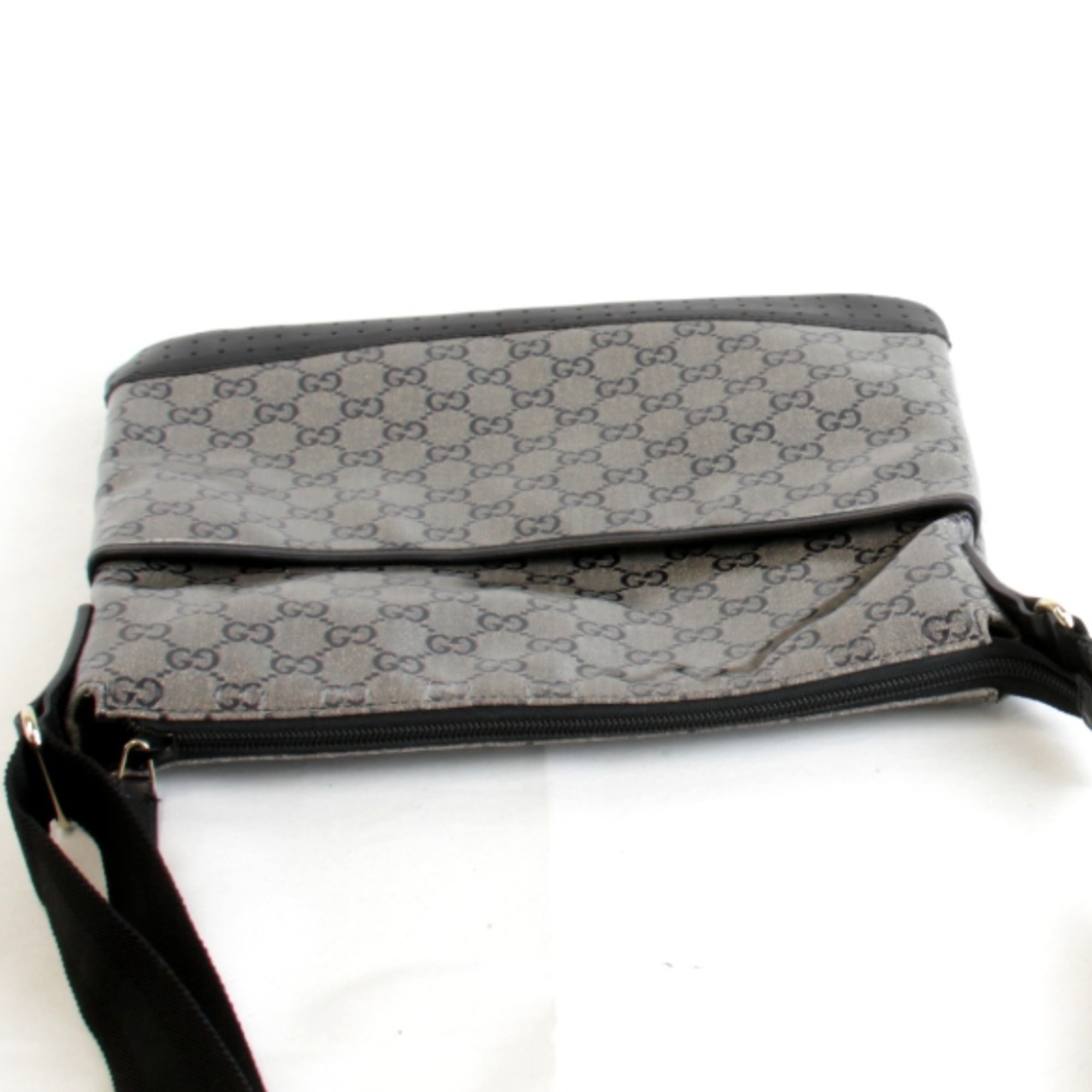 GUCCI 145857 002123 Shoulder Bag GG Crystal Black Women's