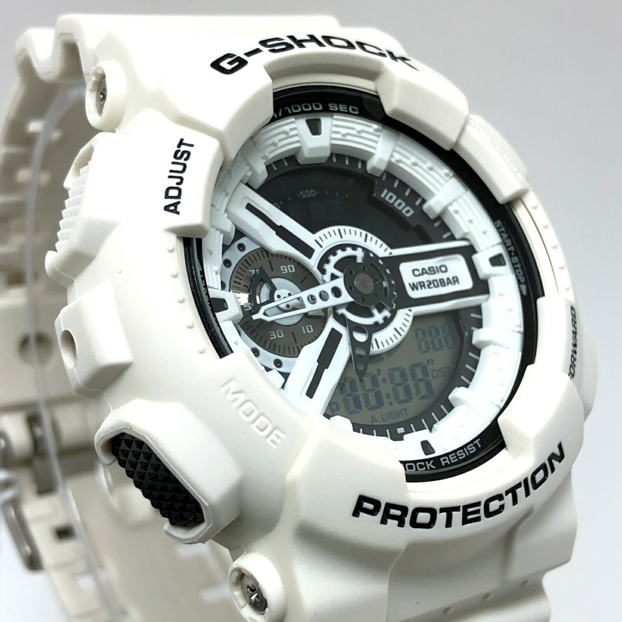 G-SHOCK CASIO Watch GA-110MH-7A Maharishi Collaboration Model Analog-Digi LED Light White DPM Camouflage Military Released June 2012 Mikunigaoka Store