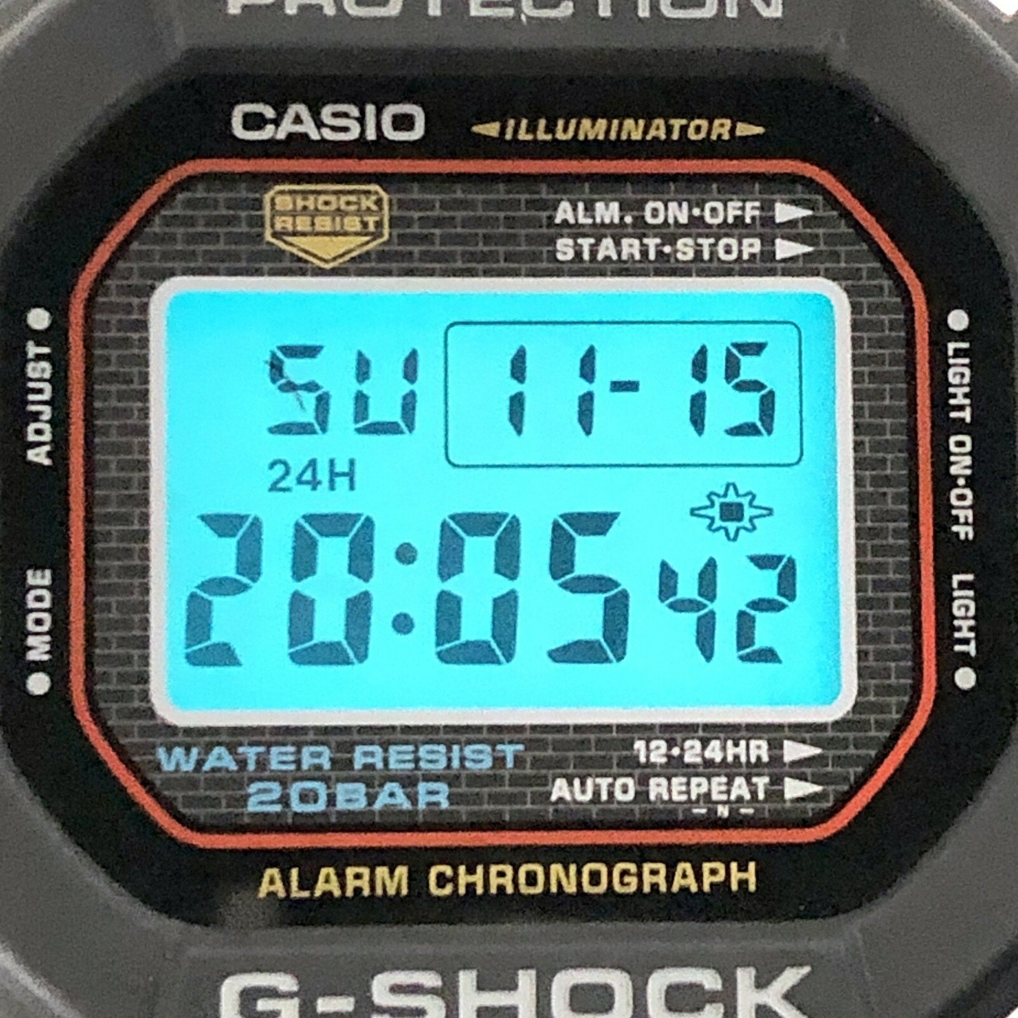 G-SHOCK CASIO Watch DW-5000-1 Reproduction of the first model DW-5000C Screw back EL backlight Released in March 2001 Mikunigaoka store