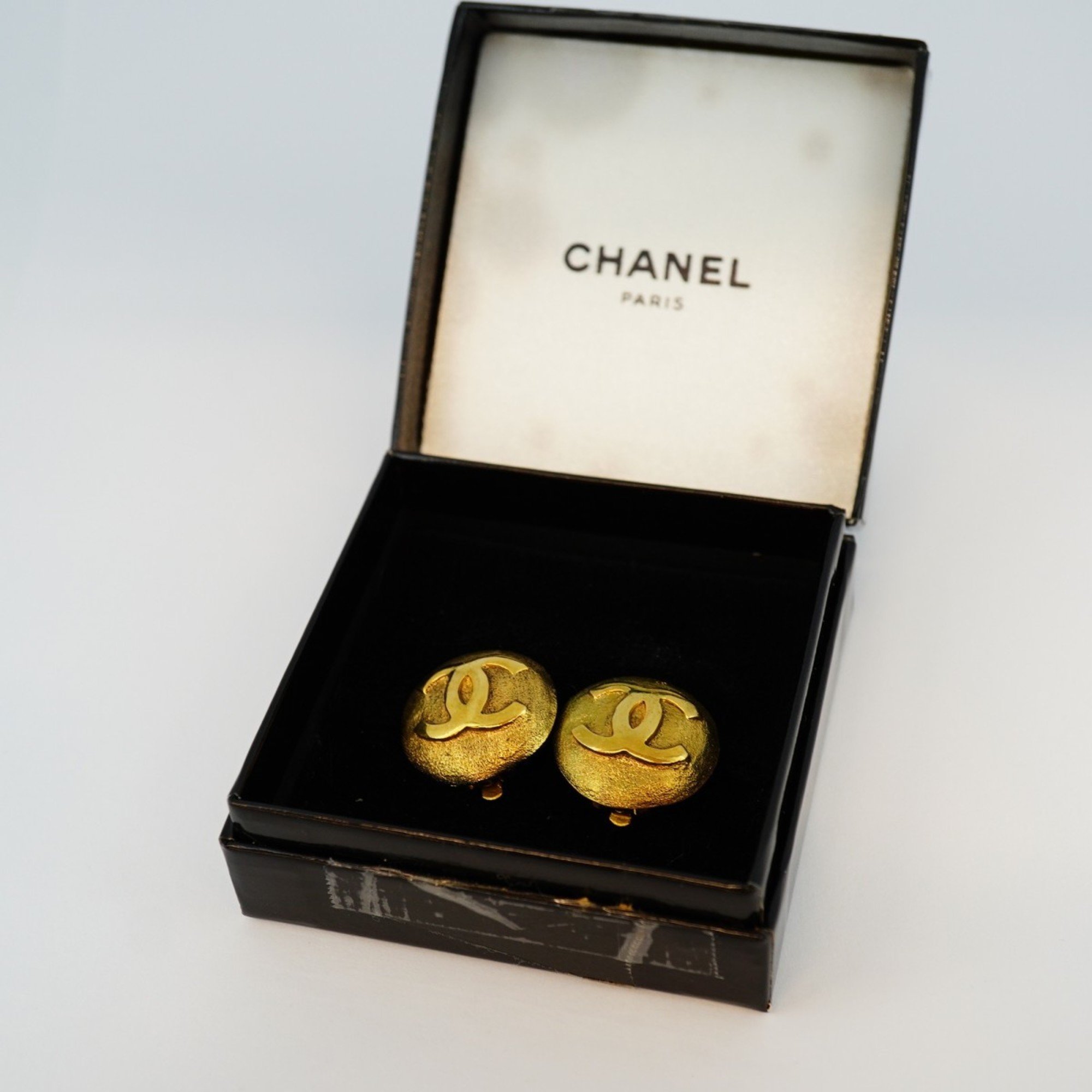 Chanel Earrings Coco Mark Circle GP Plated Gold Ladies