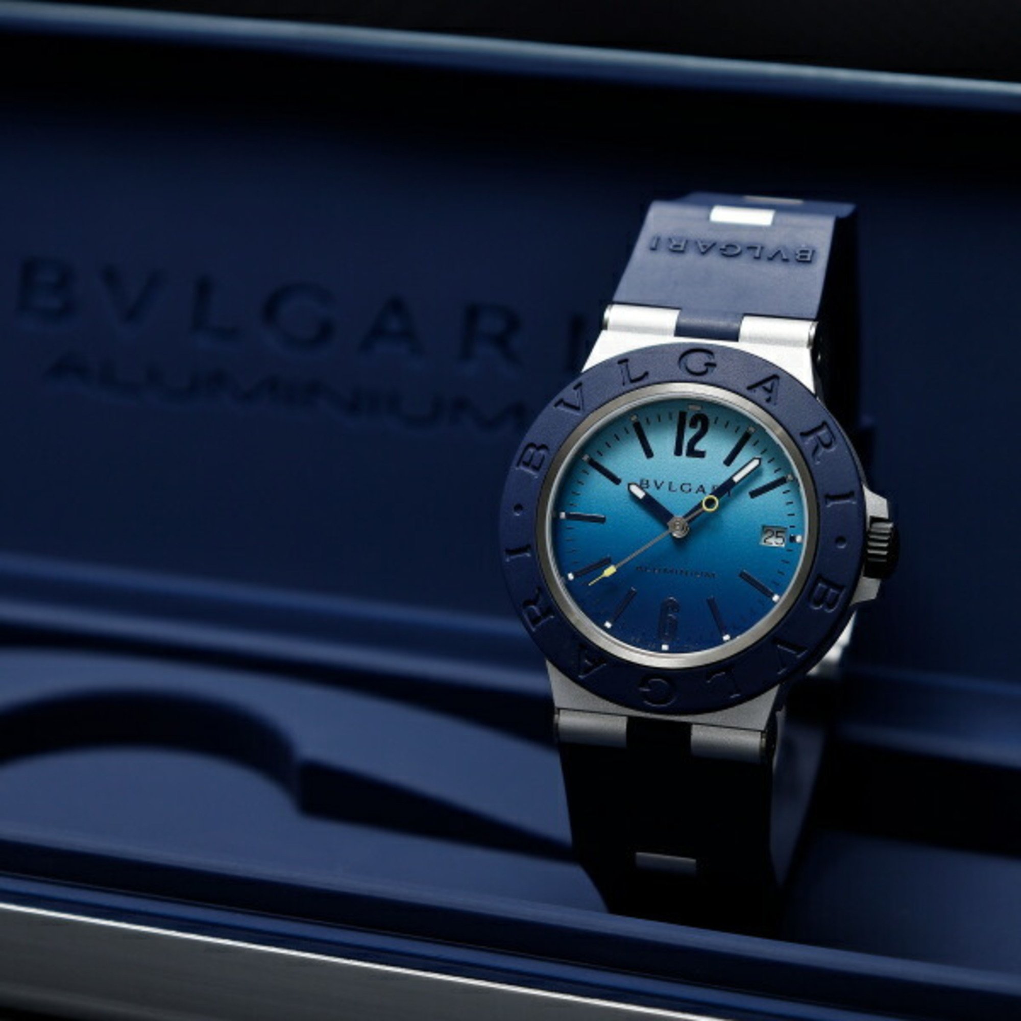 BVLGARI Arum Capri World Limited Edition 1000 103815 Blue Dial Men's Watch