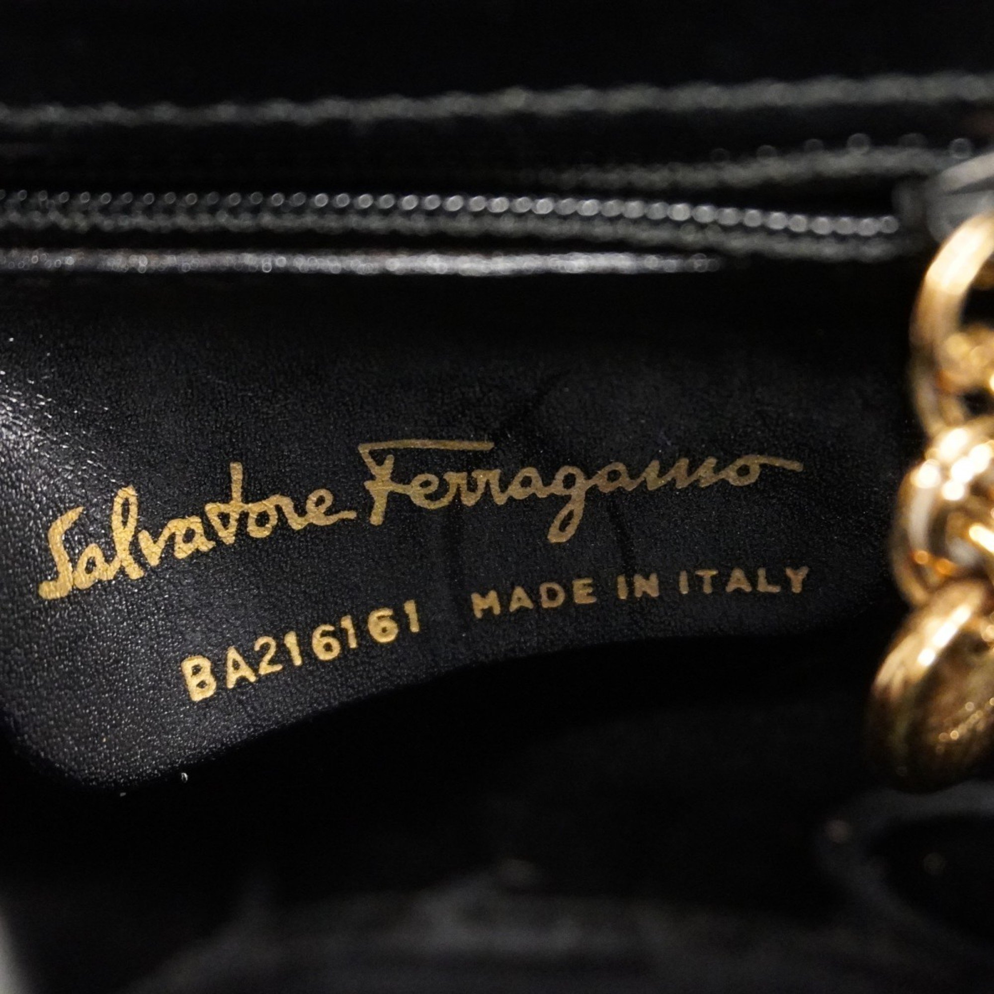 Salvatore Ferragamo Vara Leather Black Handbag for Women