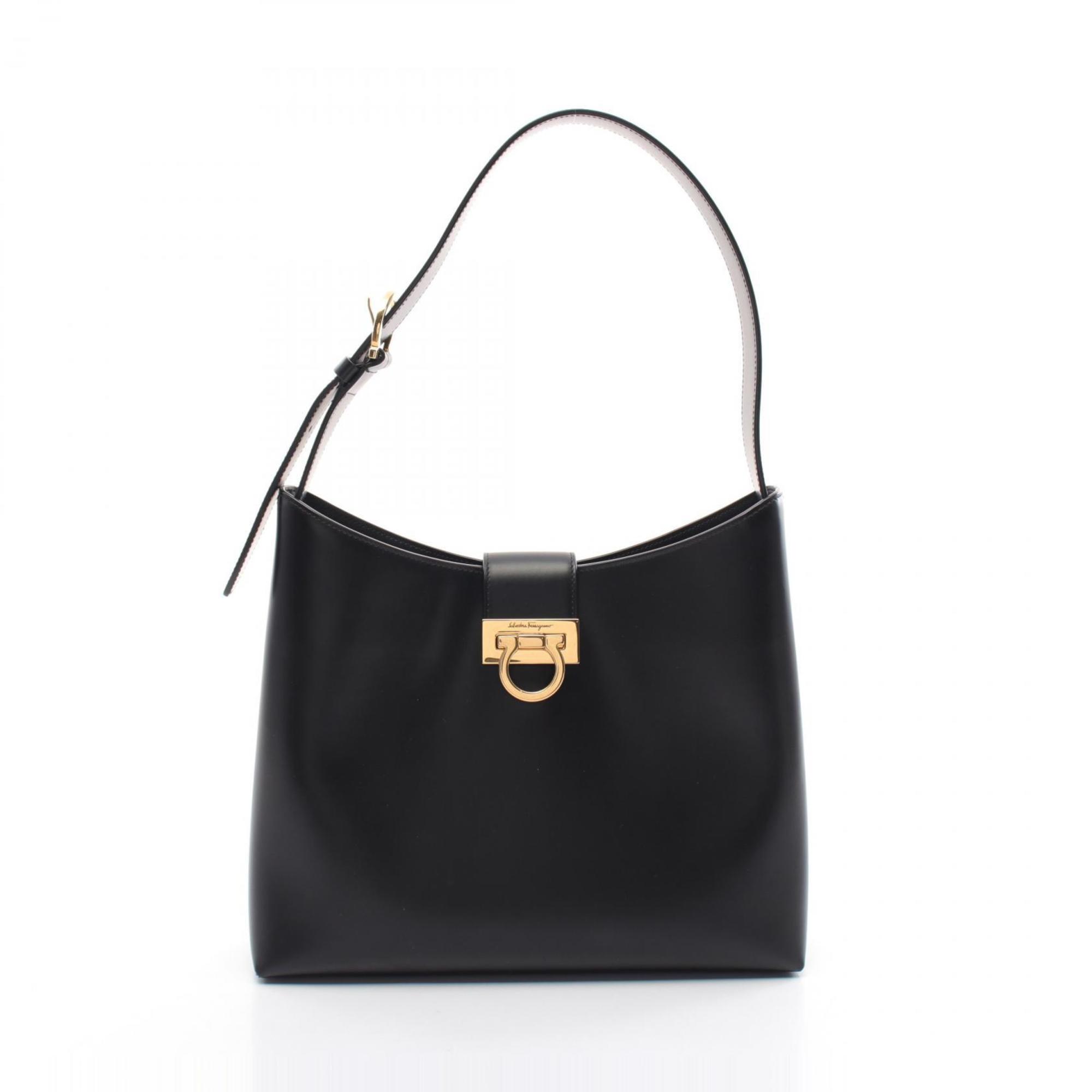 Salvatore Ferragamo Gancini Shoulder Bag Leather Women's Black AU-21 0928