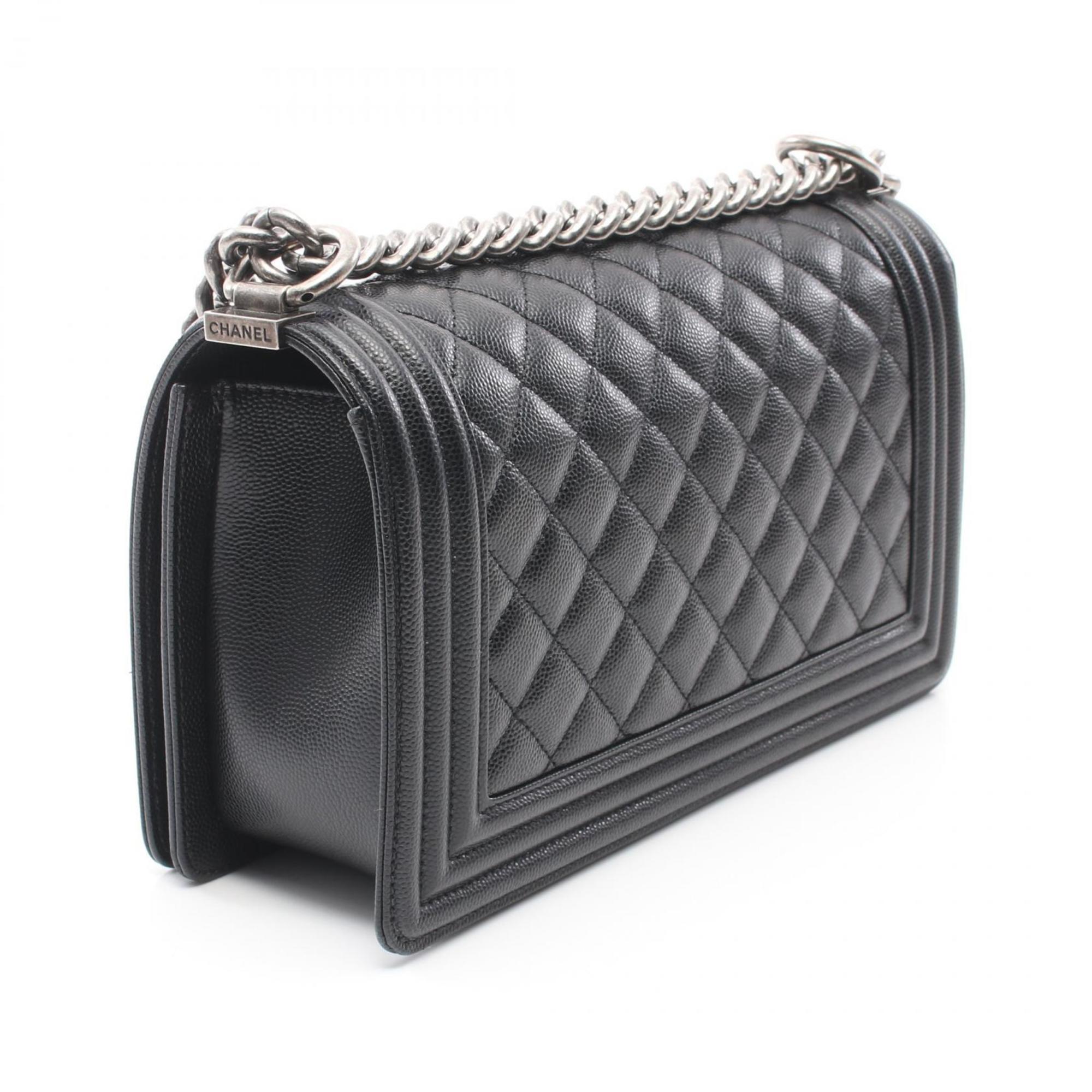 CHANEL Boy Chanel Matelasse Shoulder Bag Caviar Skin (Grained Calf) Women's Black A67086