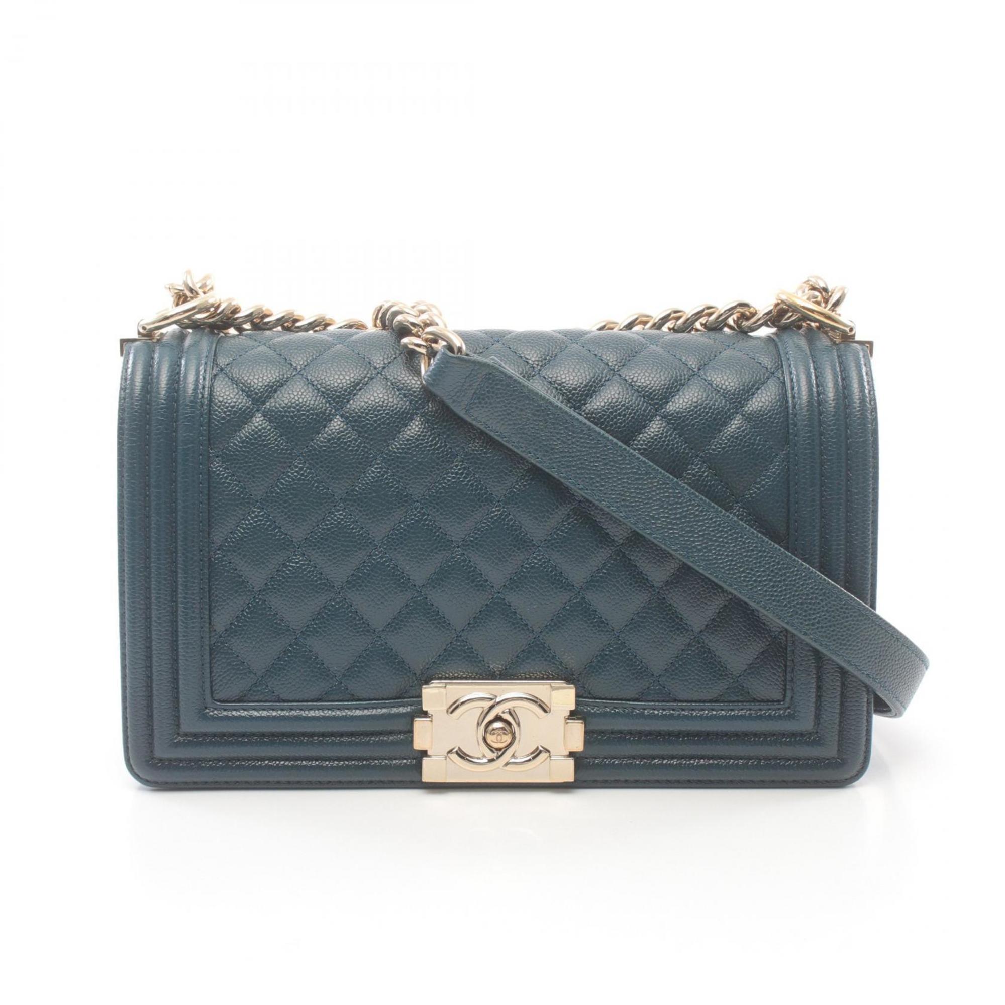 CHANEL Boy Chanel Matelasse Shoulder Bag Caviar Skin (Grained Calf) Women's Green A67086