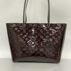 Louis Vuitton Tote Bag Vernis Long Beach MM M90475 Amaranth Women's