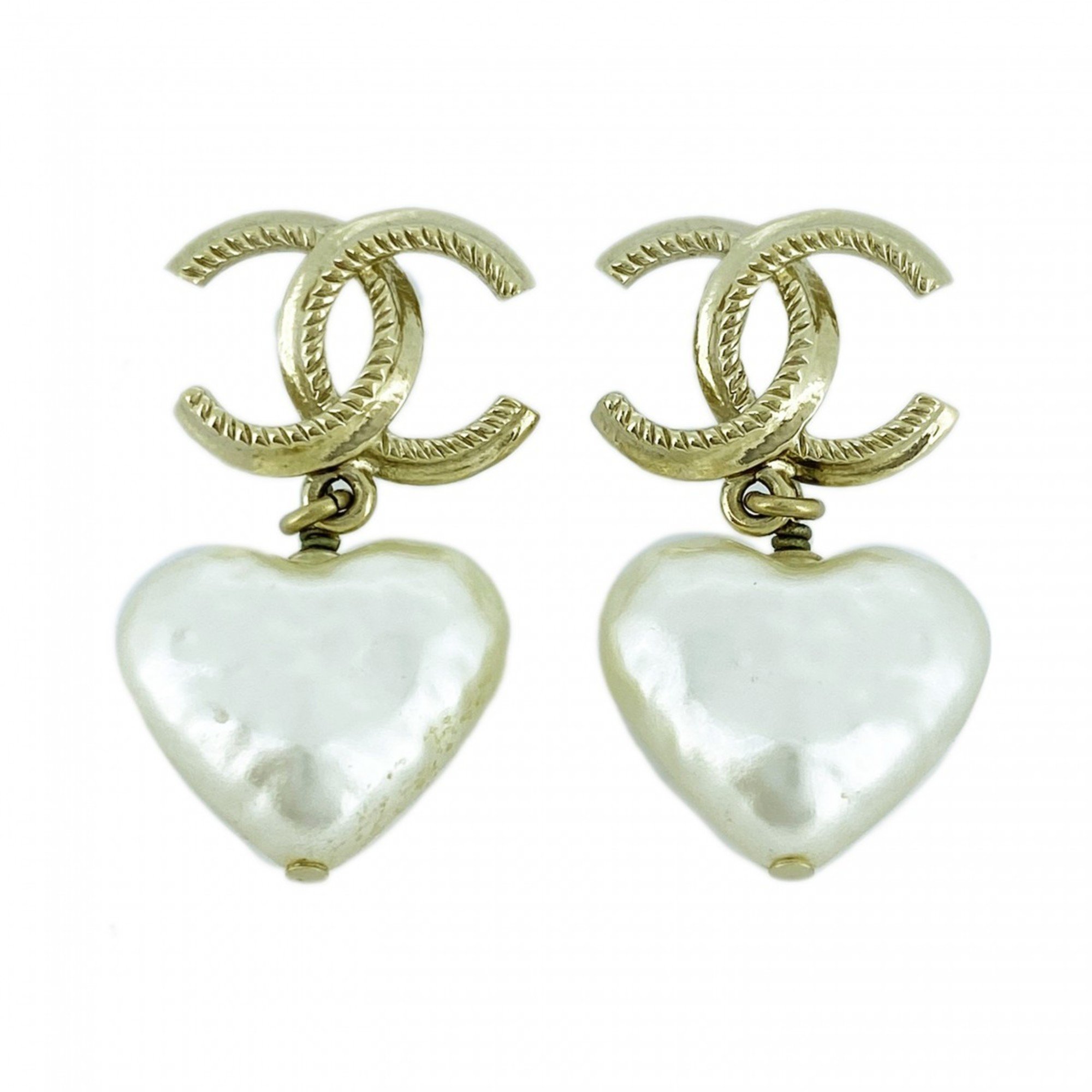 Chanel earrings with Coco mark, heart motif, fake pearl, GP plating, champagne gold, for women