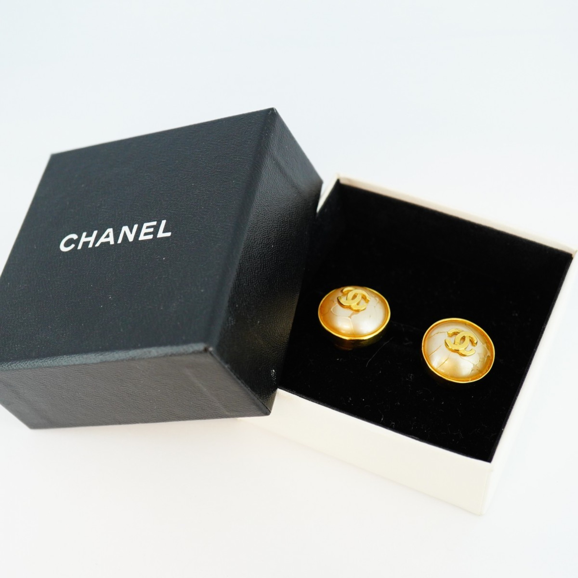 Chanel Earrings Coco Mark Circle GP Plated Gold Ladies