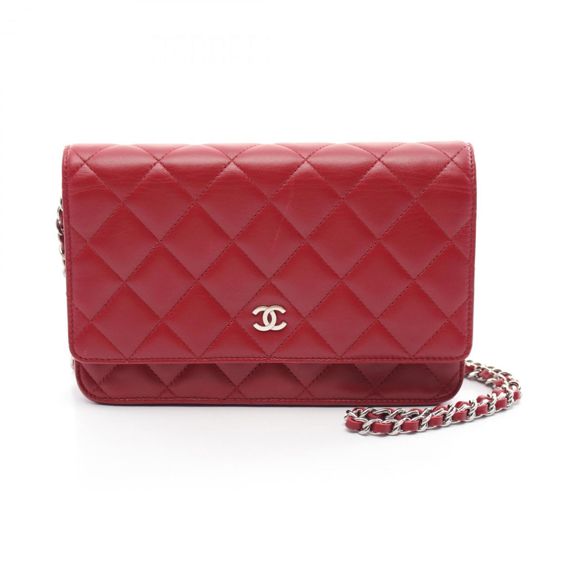 CHANEL Matelasse Shoulder Bag, Lambskin, Women's, Red, A33814