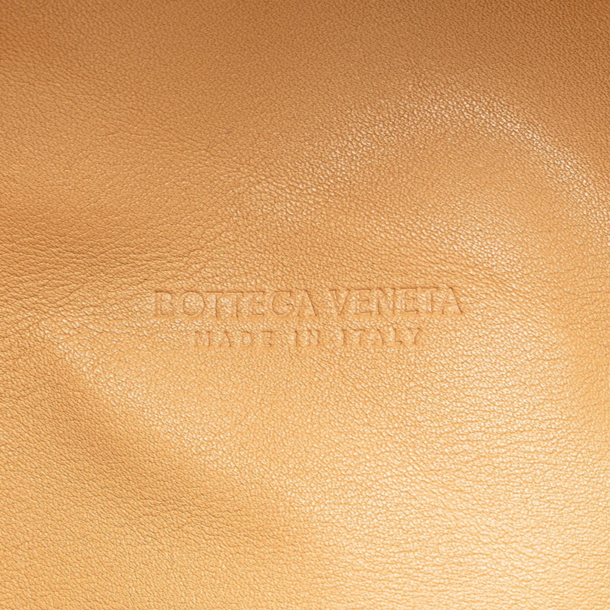 Bottega Veneta The Chain Pouch Shoulder Bag Beige Calf Leather Women's BOTTEGAVENETA