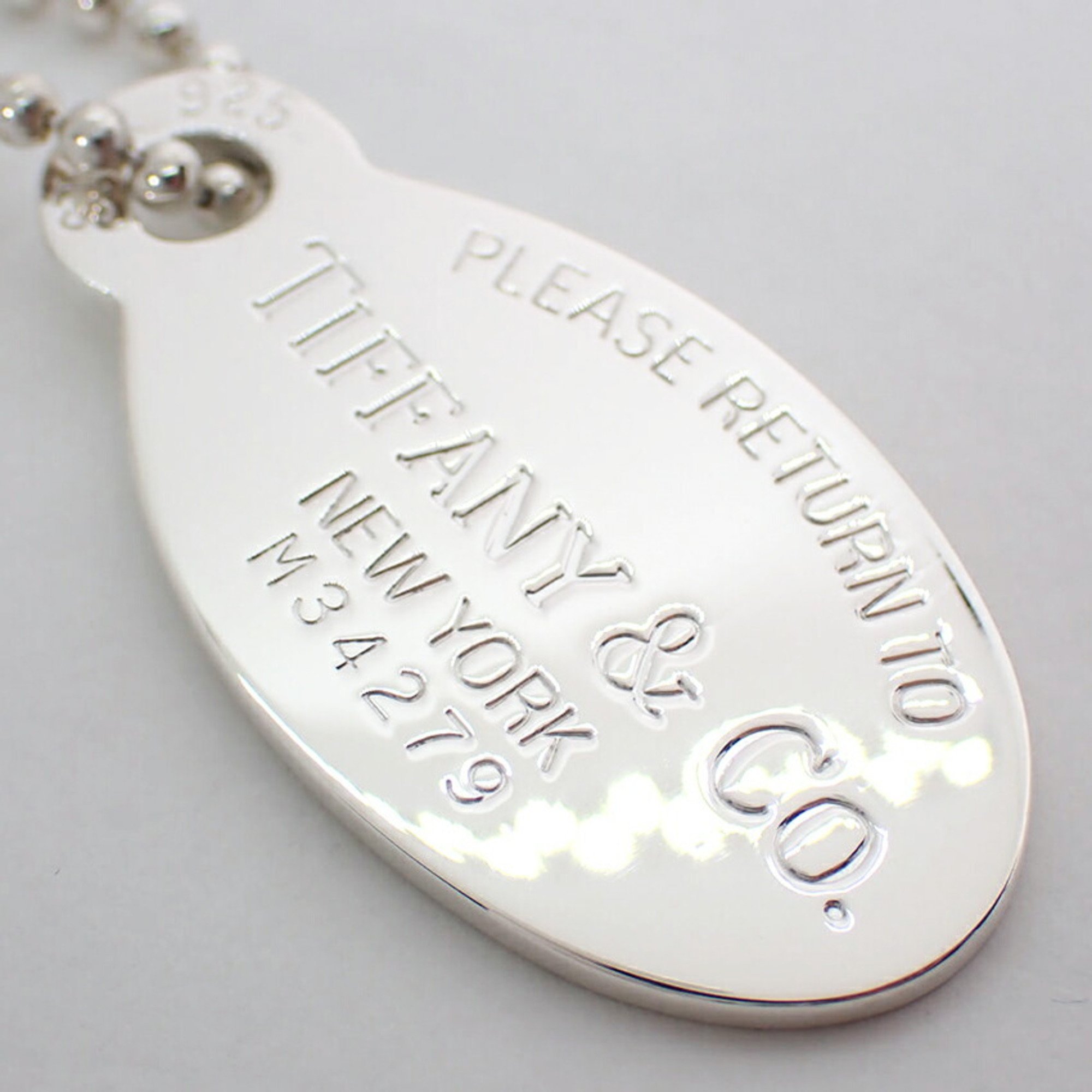 TIFFANY 925 Return to Tiffany Oval Tag Pendant Necklace