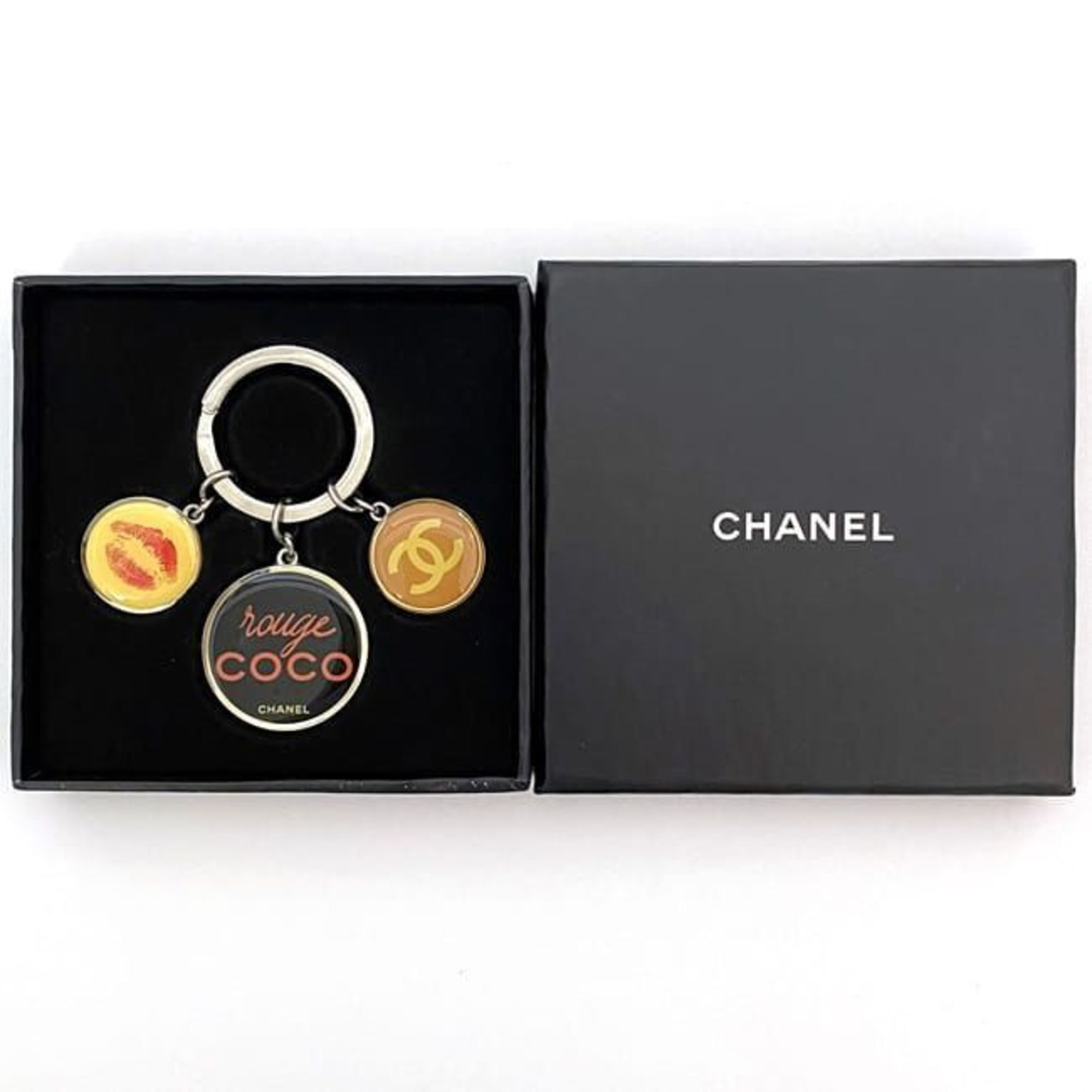 Chanel Key Ring ec-21066 Silver Black Yellow Coco Mark Metal CHANEL COCO Lip Charm Women's Keychain