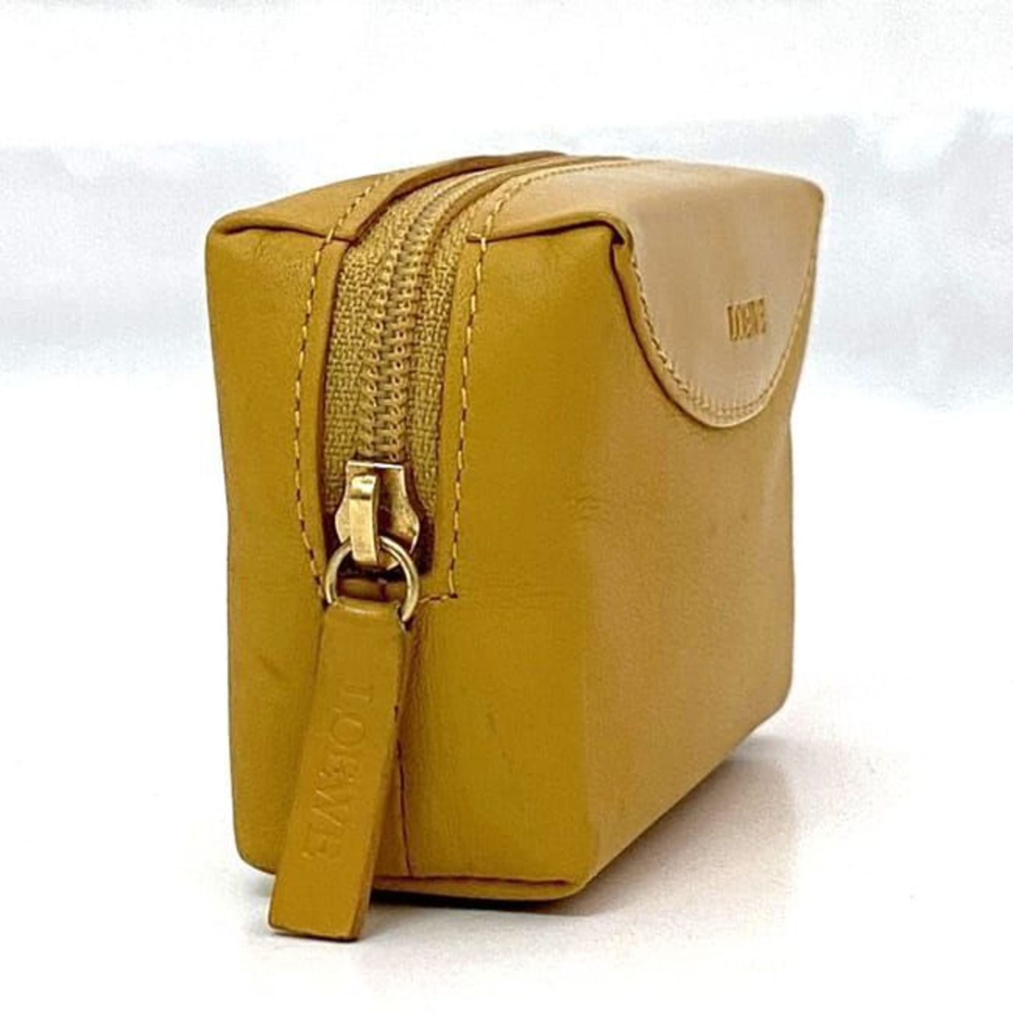 LOEWE Coin Case ec-21347 Yellow Leather L23 Purse for Women Compact Coins